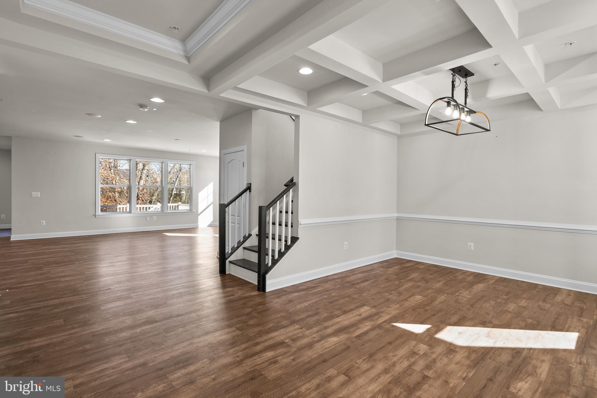 TANTALLON SQUARE - Residential