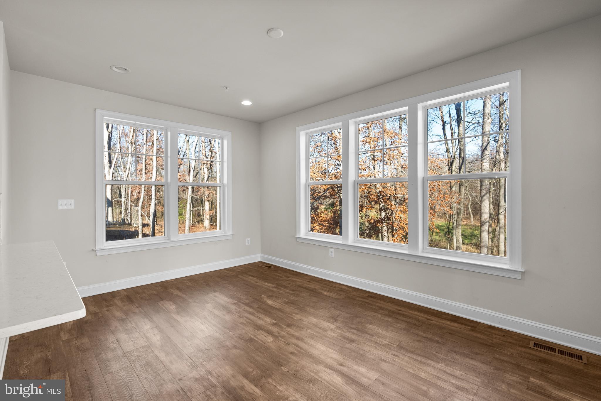 TANTALLON SQUARE - Residential