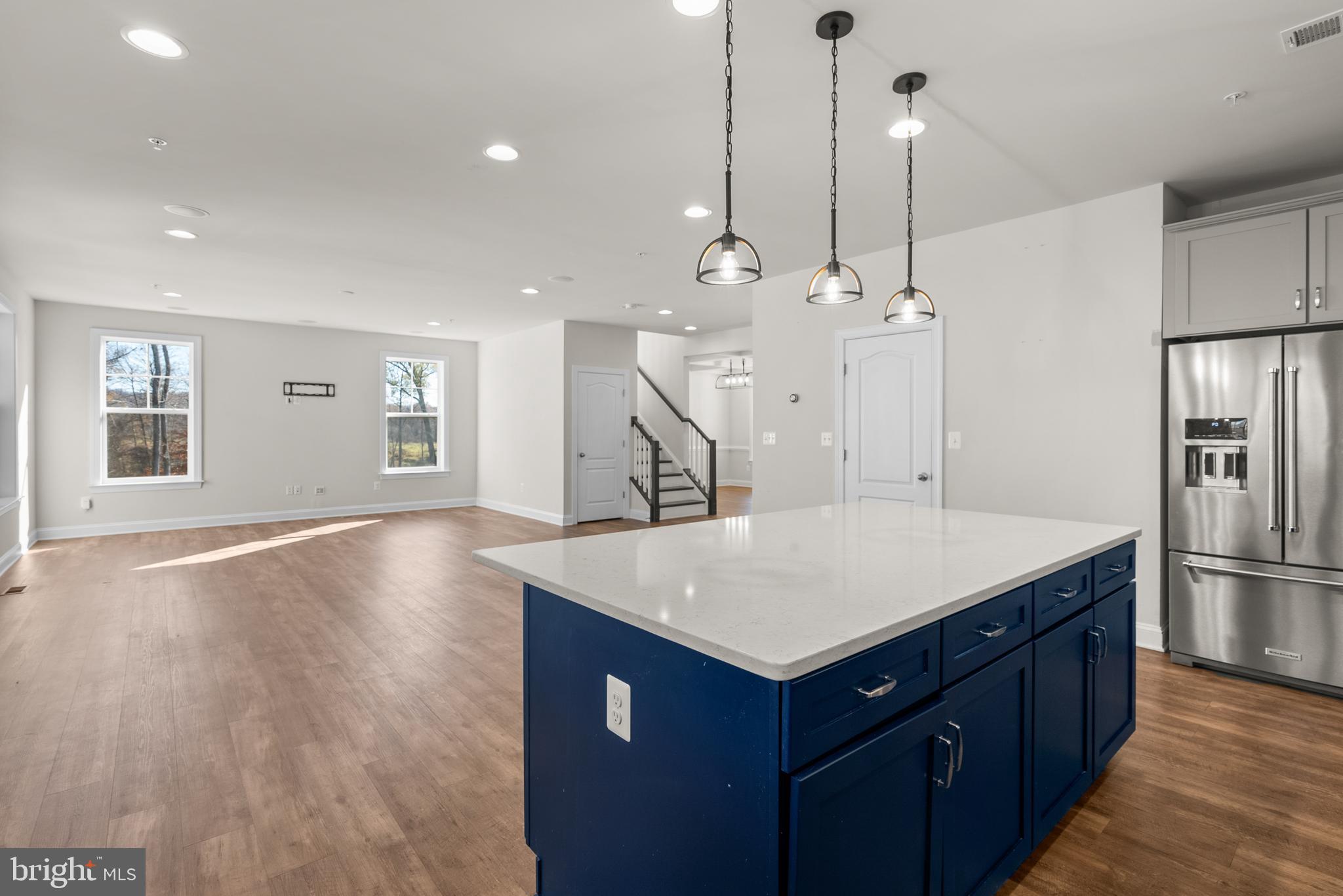 TANTALLON SQUARE - Residential