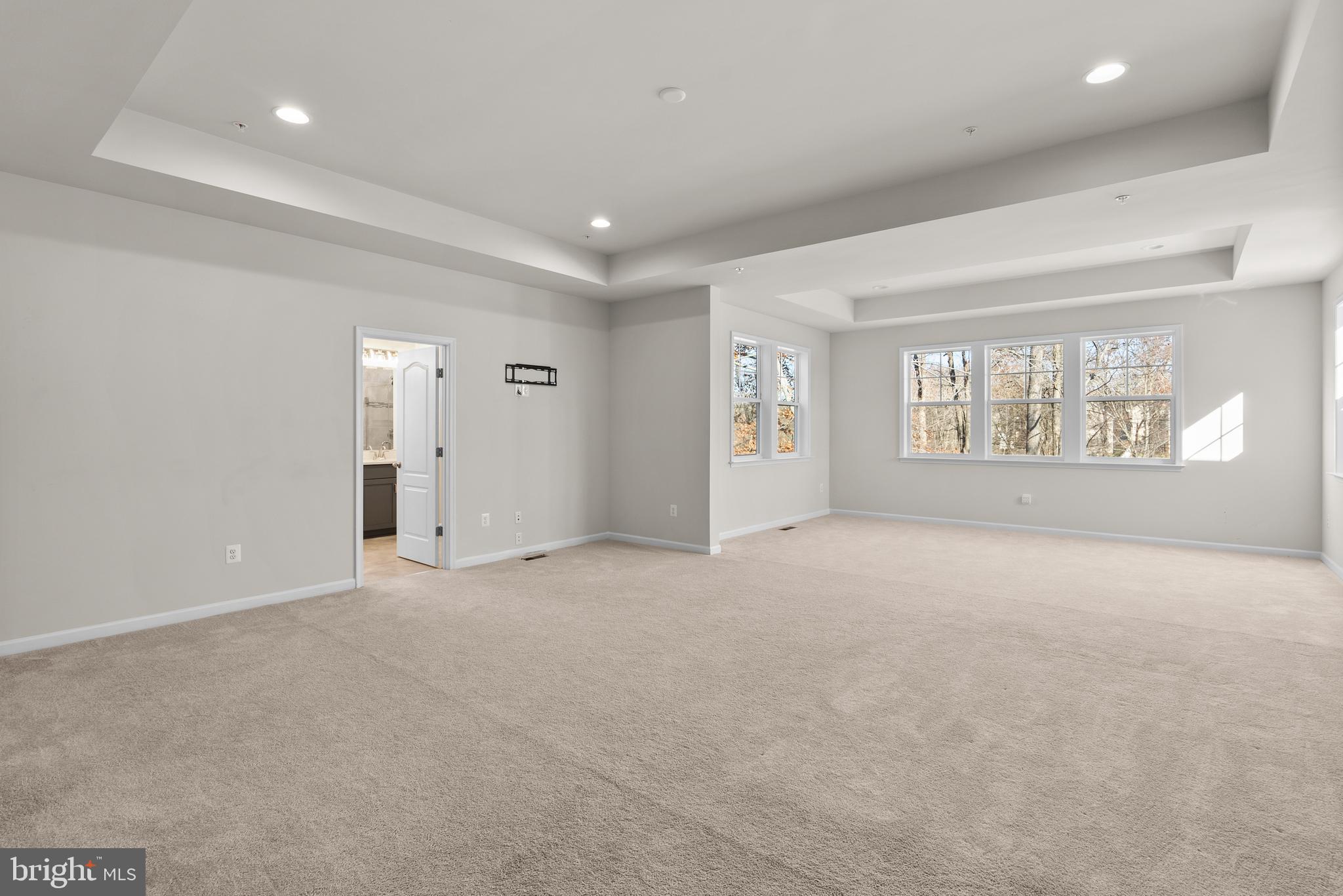 TANTALLON SQUARE - Residential