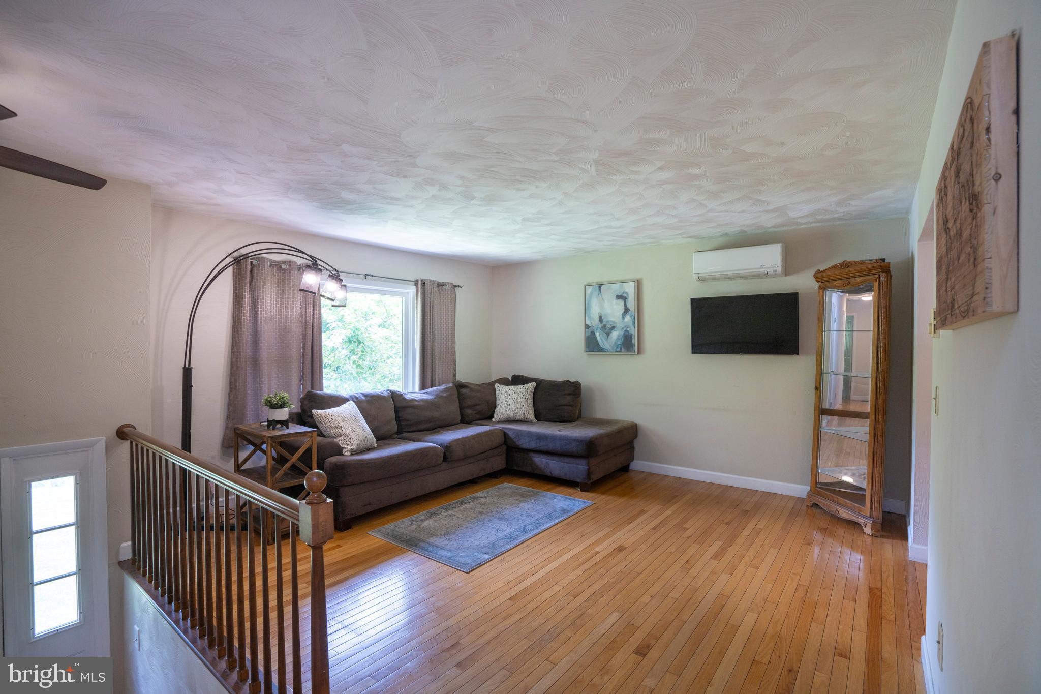 1425 STEELE HOLLOW ROAD
