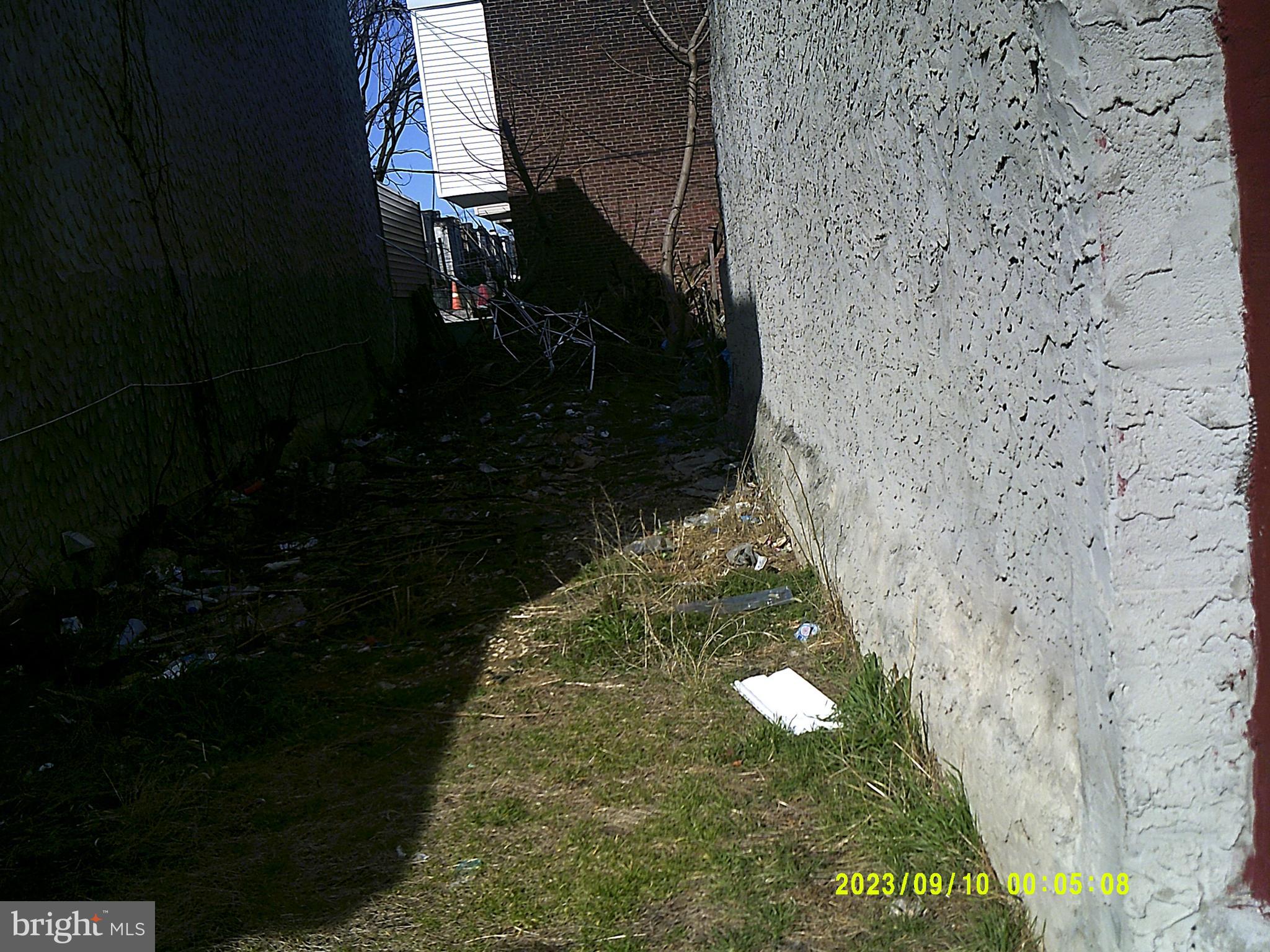 707 W BUTLER STREET