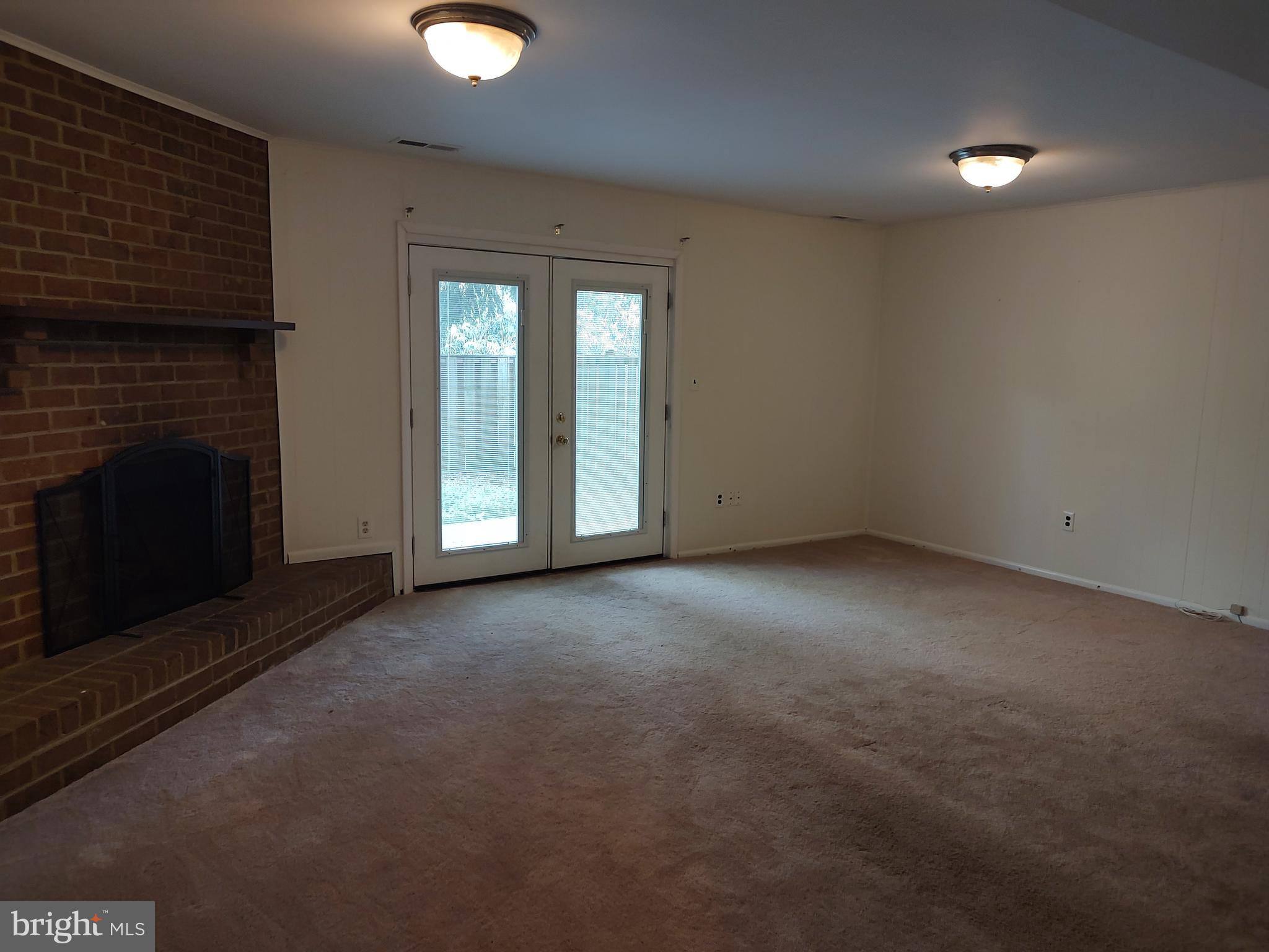 TANGLEWOOD - Residential