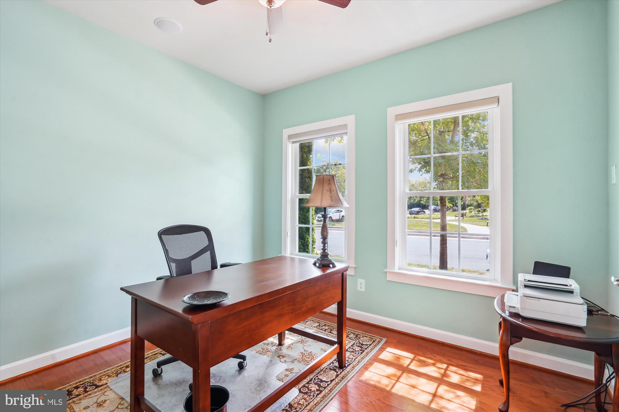 DISCOVERY SQUARE - Residential