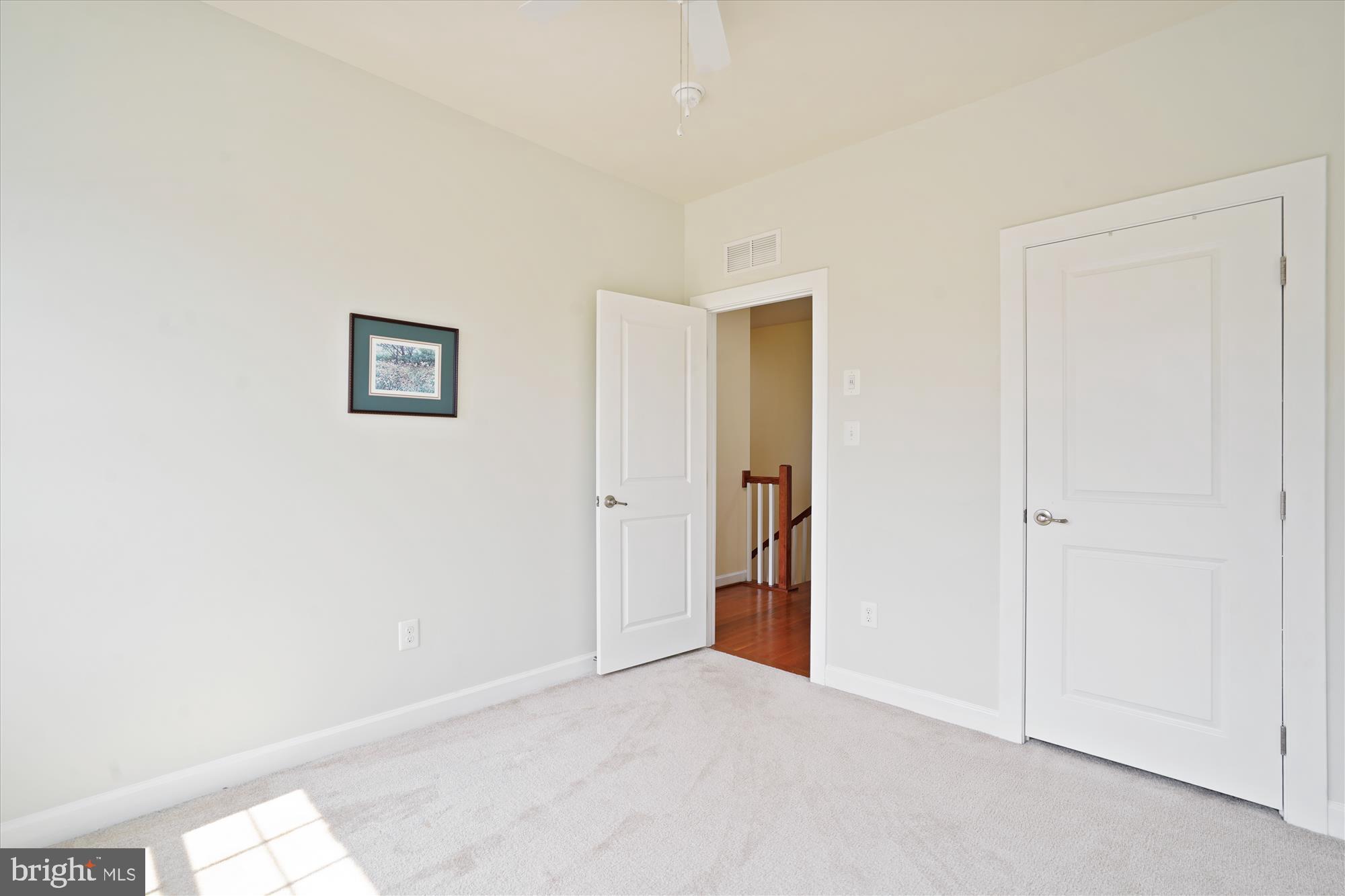 DISCOVERY SQUARE - Residential