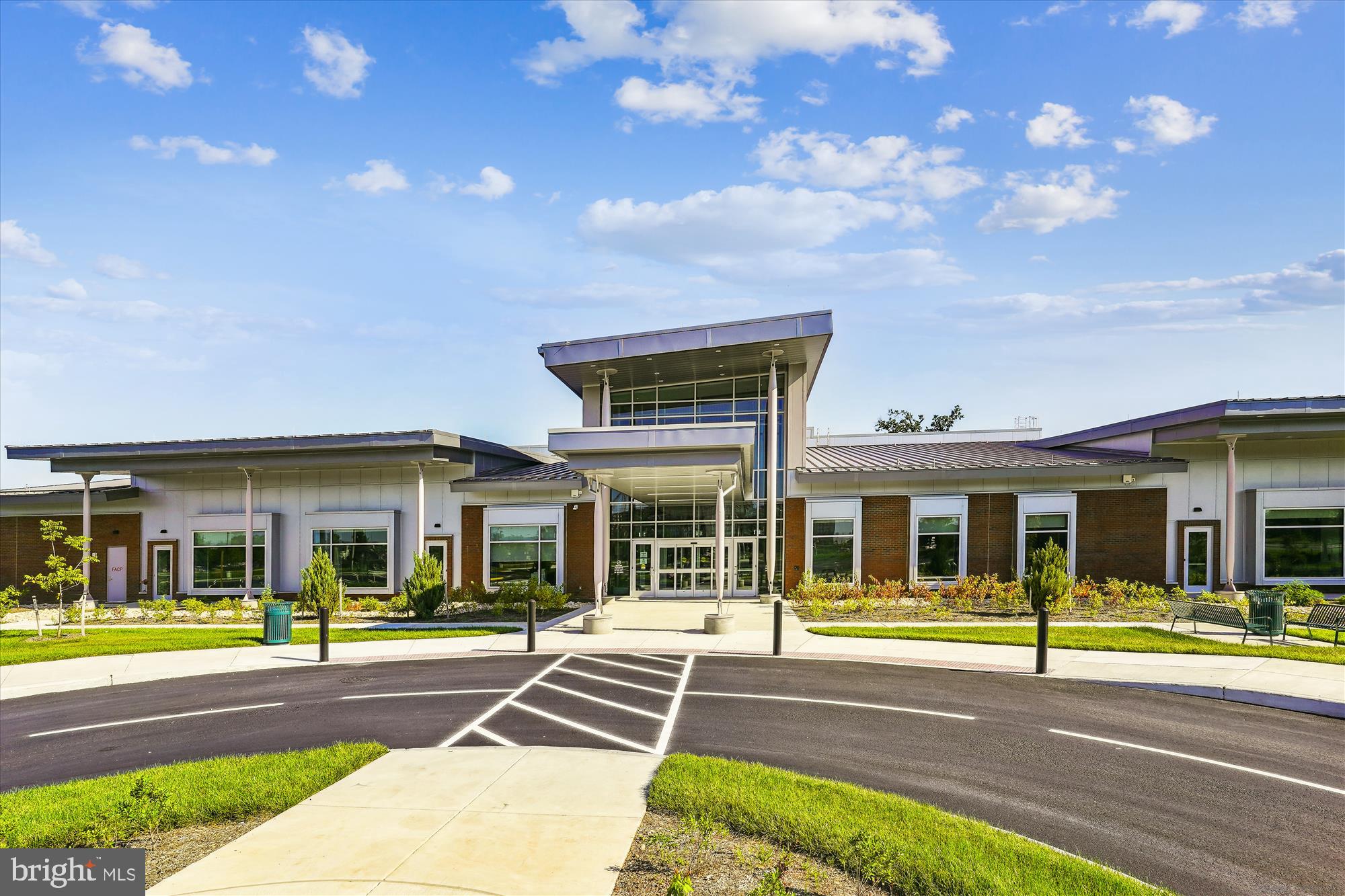 DISCOVERY SQUARE - Residential