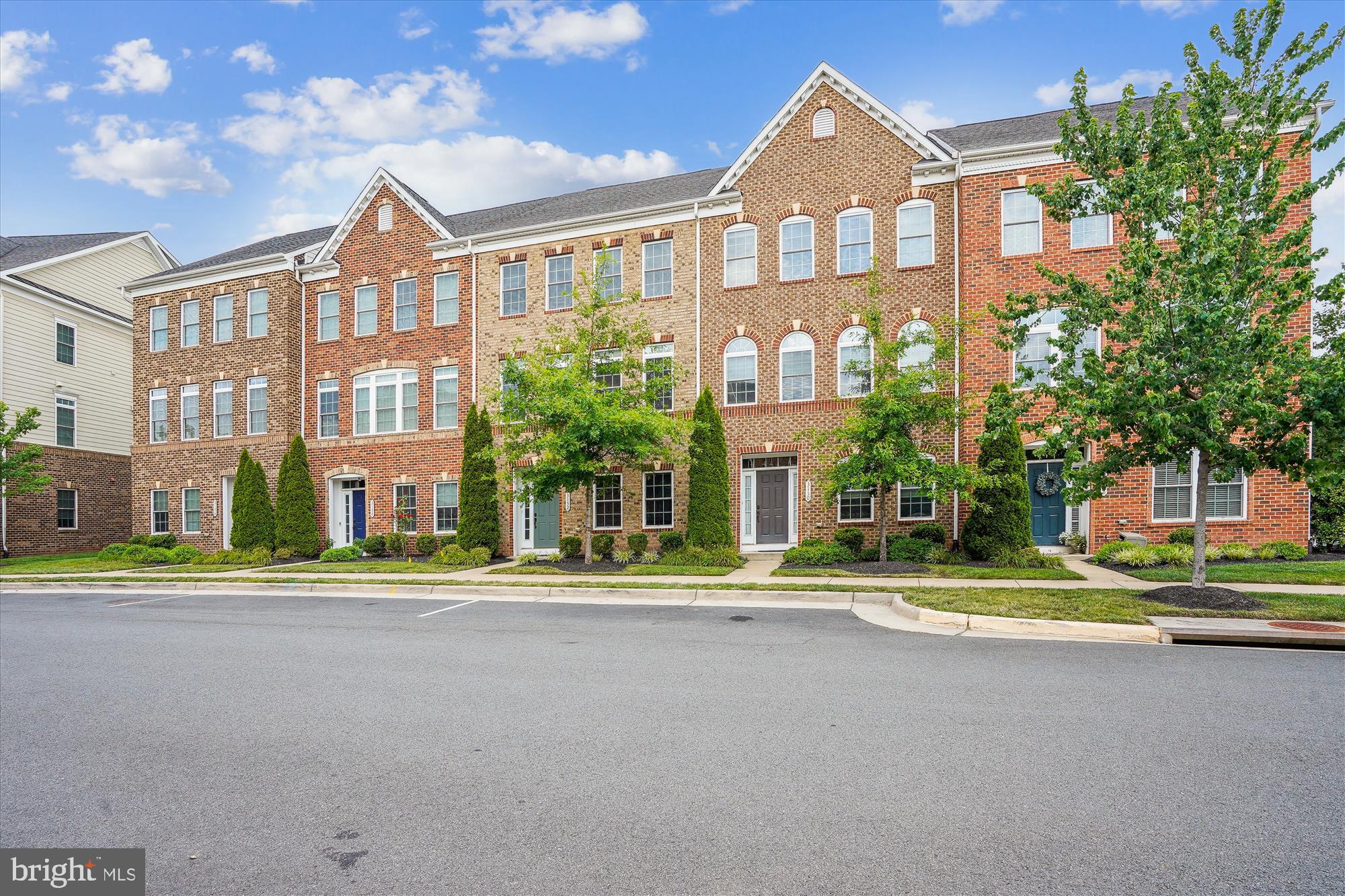 3152 YEAGER DRIVE