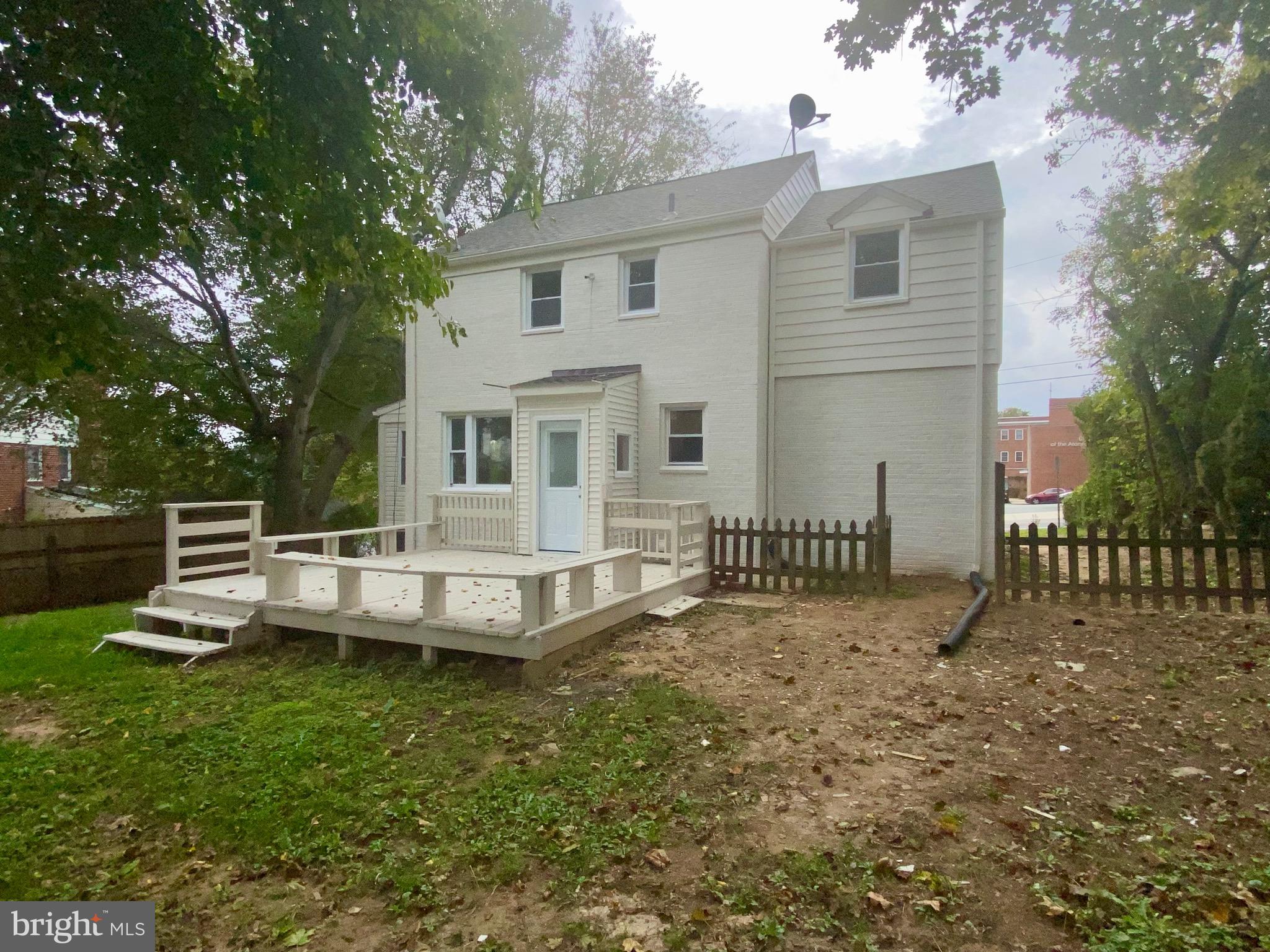 GLENVIEW - Residential