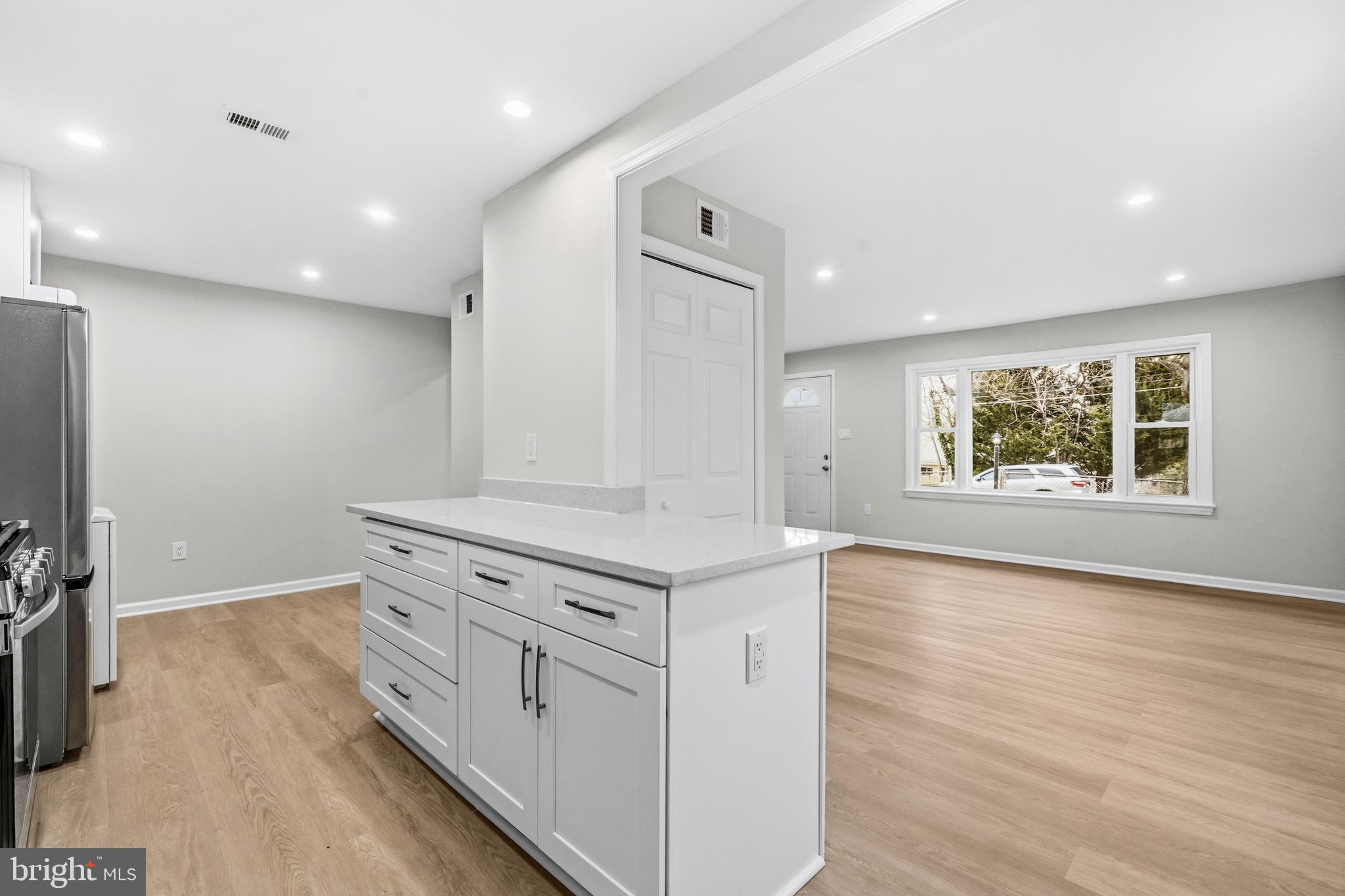 DEFENSE HEIGHTS - Residential