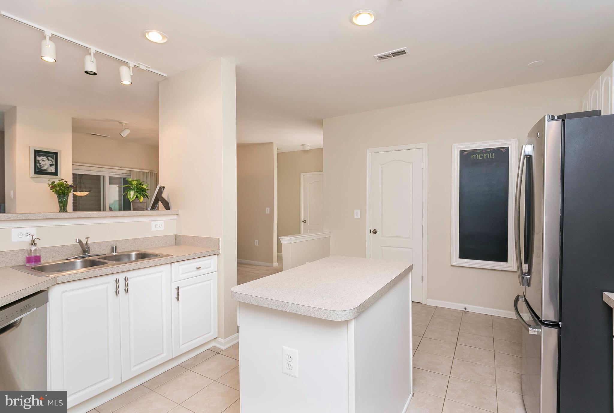 HIGH VIEW AT HUNT VALLEY - Residential