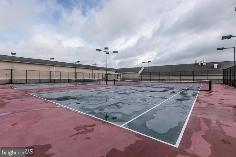 HIGH VIEW AT HUNT VALLEY - Residential