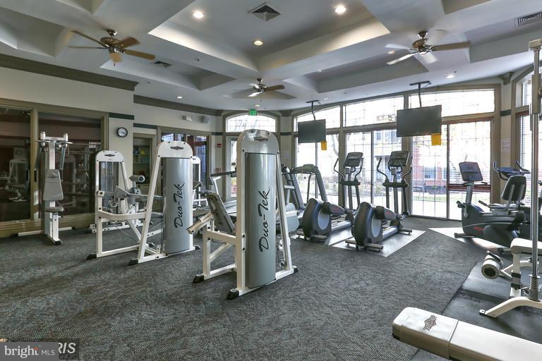 HIGH VIEW AT HUNT VALLEY - Residential