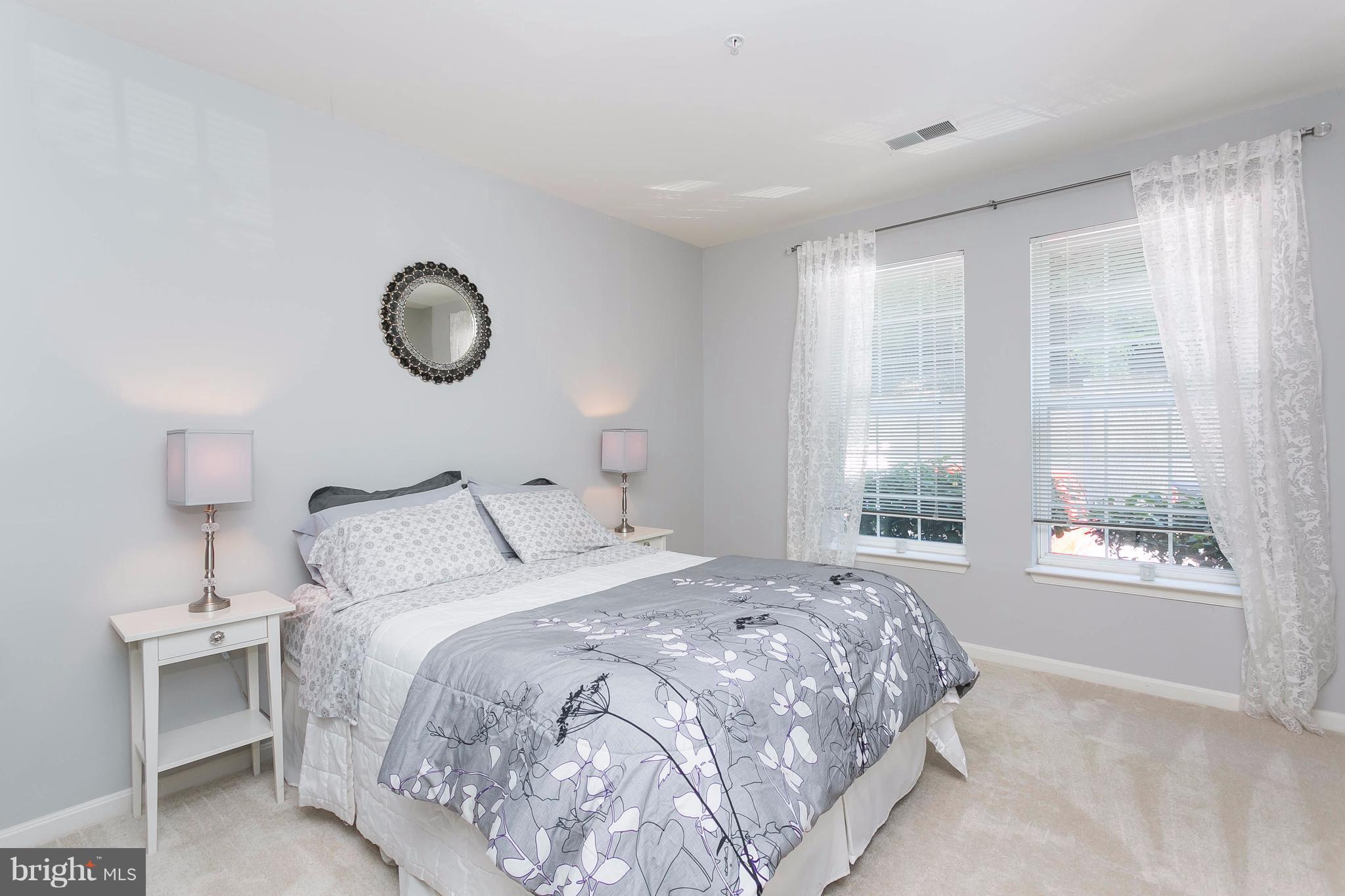 HIGH VIEW AT HUNT VALLEY - Residential