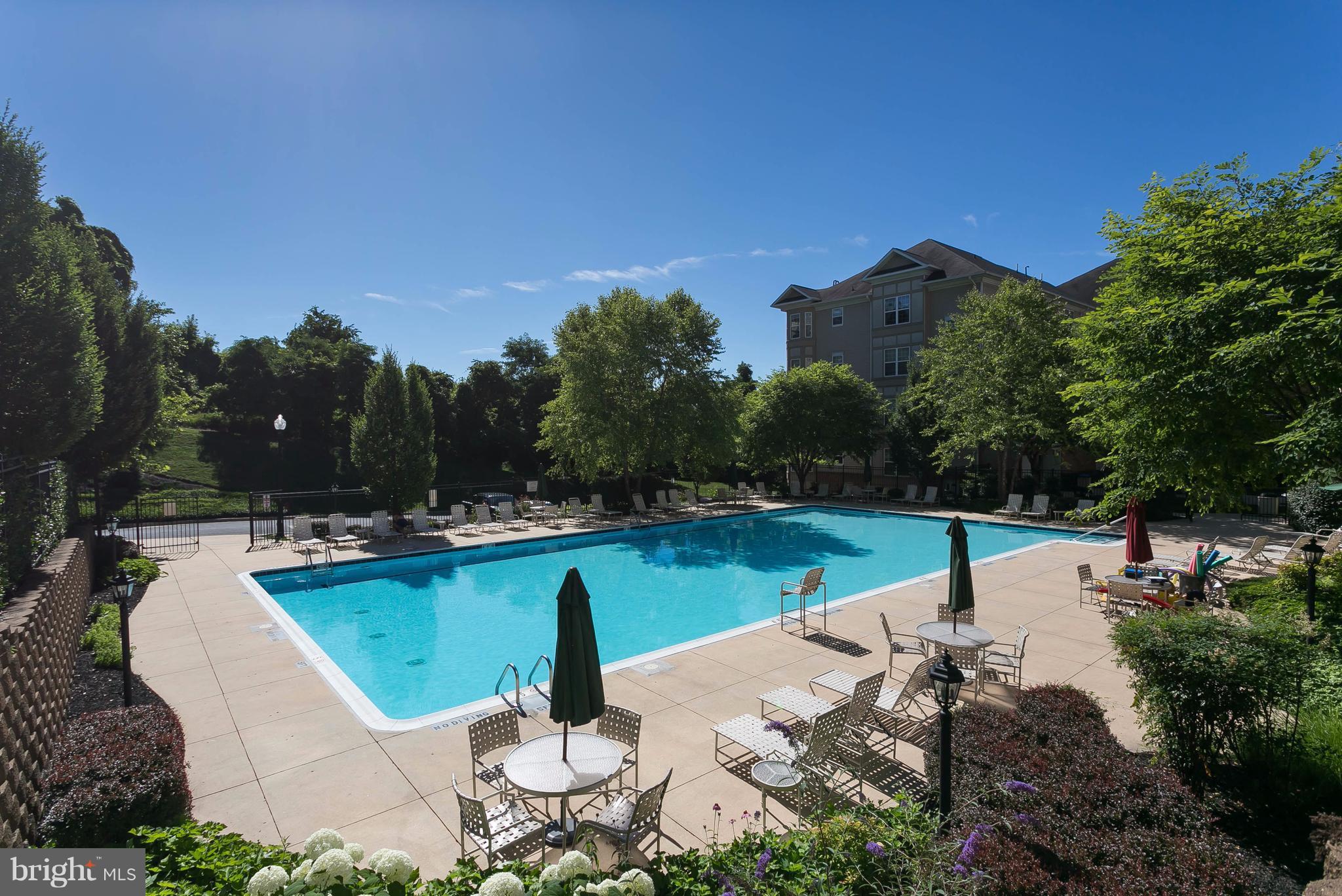 HIGH VIEW AT HUNT VALLEY - Residential