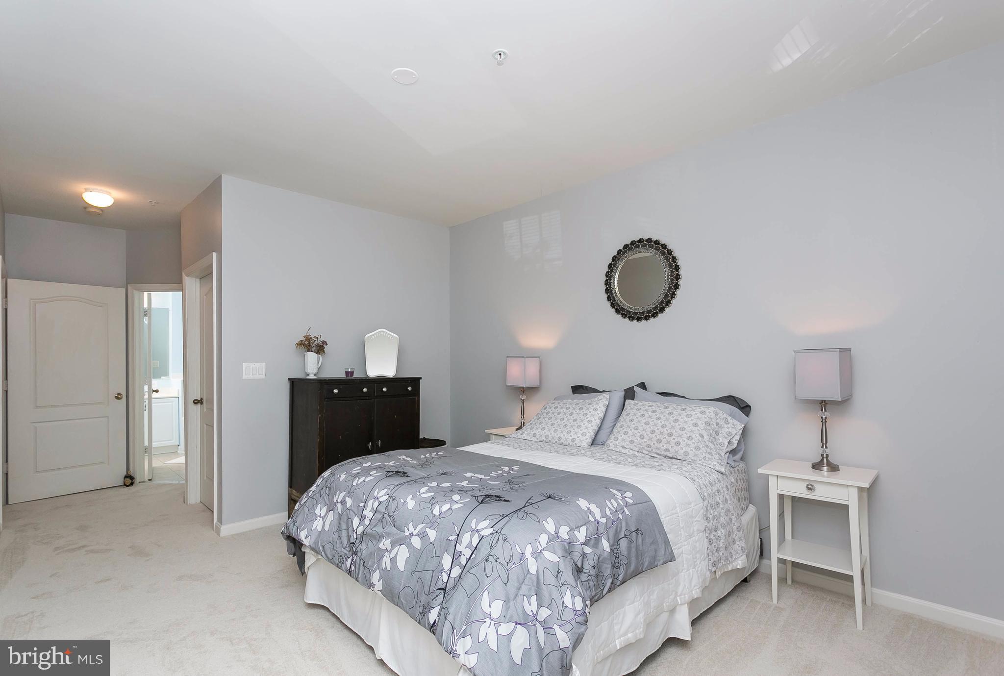 HIGH VIEW AT HUNT VALLEY - Residential