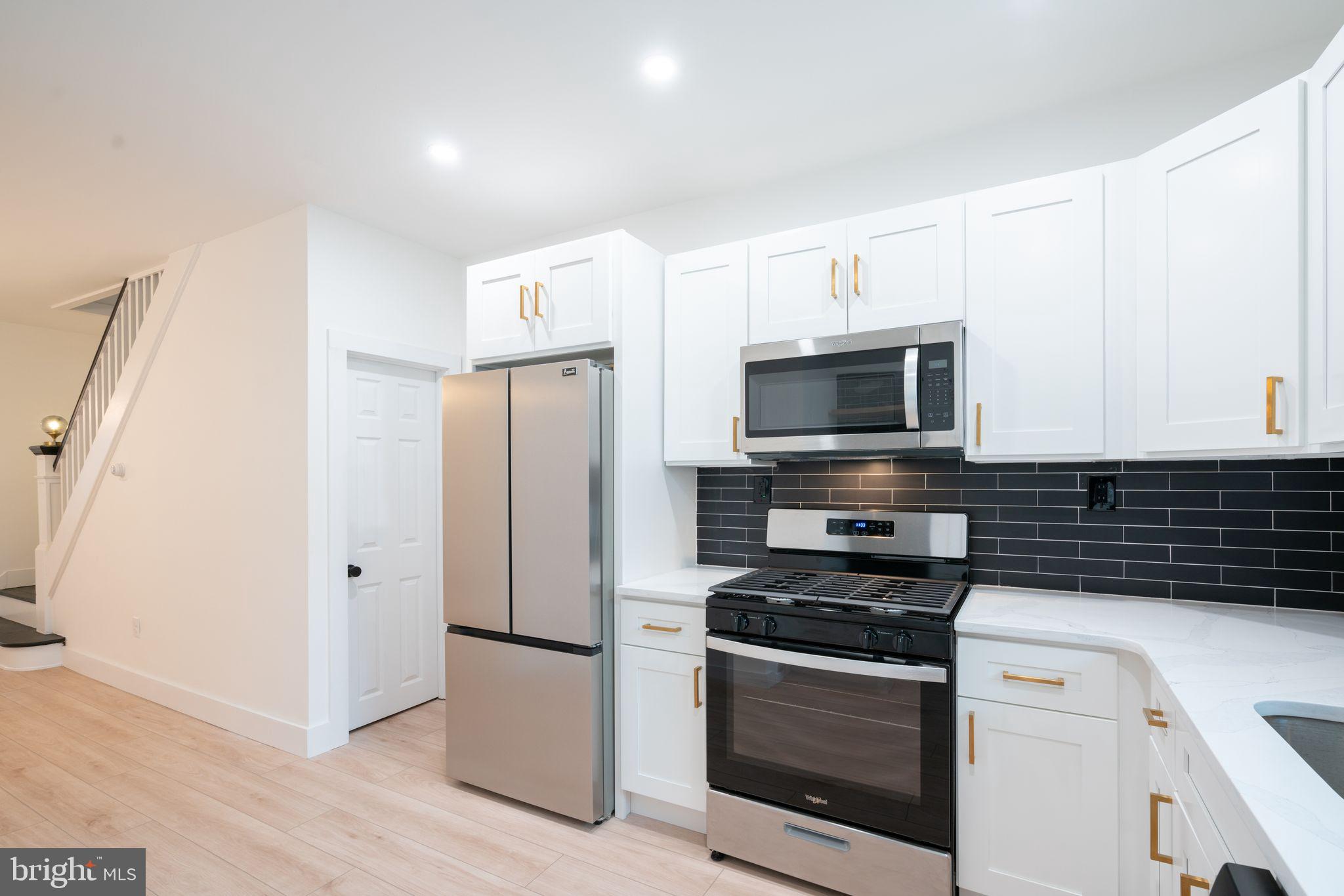 MANAYUNK - Residential Lease