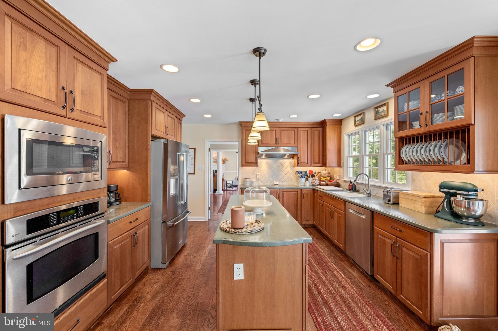 RADNOR HUNT - Residential