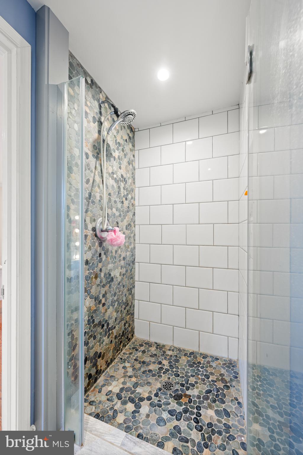 RADNOR HUNT - Residential