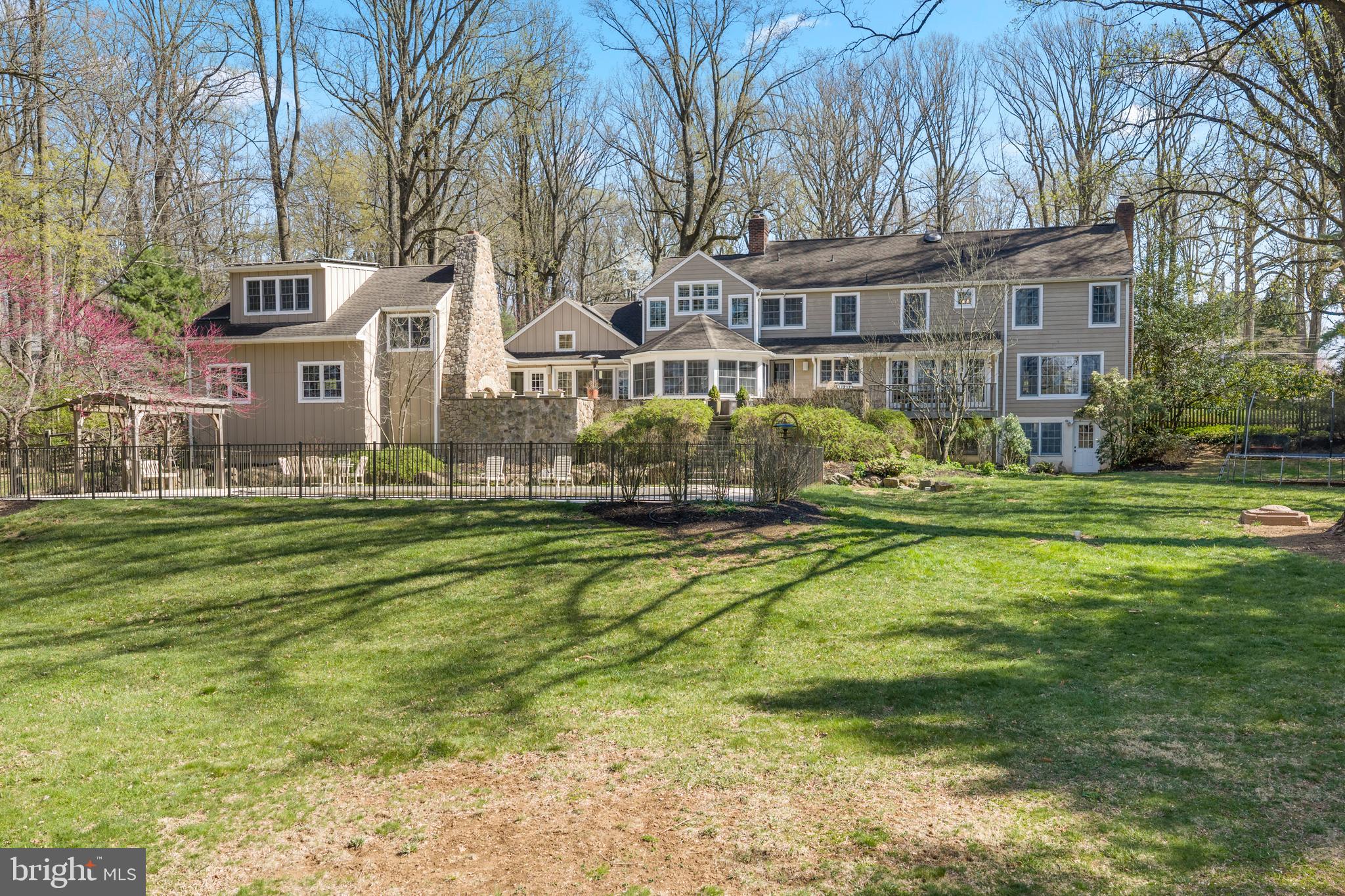 RADNOR HUNT - Residential