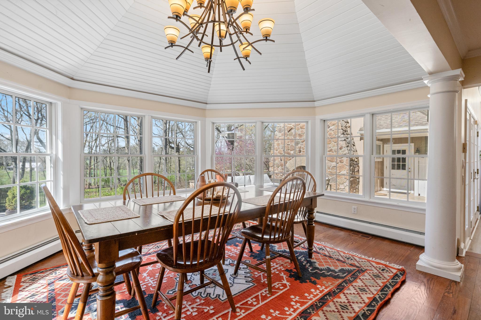 RADNOR HUNT - Residential