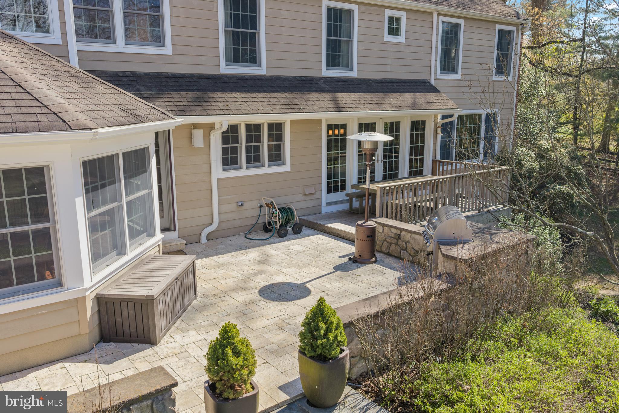 RADNOR HUNT - Residential