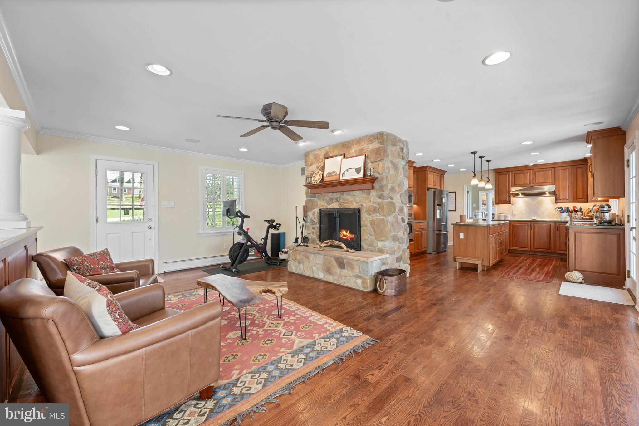 RADNOR HUNT - Residential