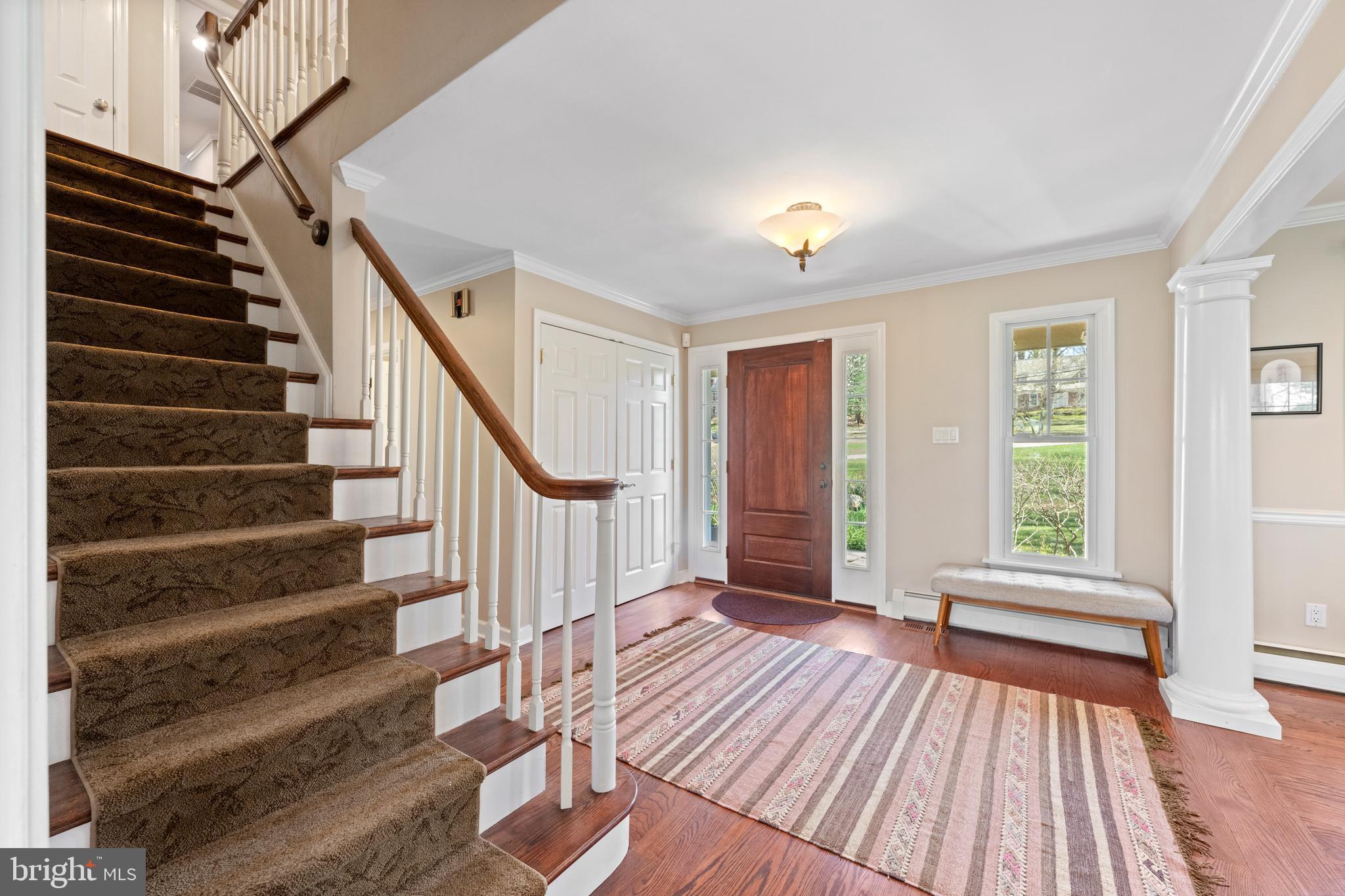 RADNOR HUNT - Residential