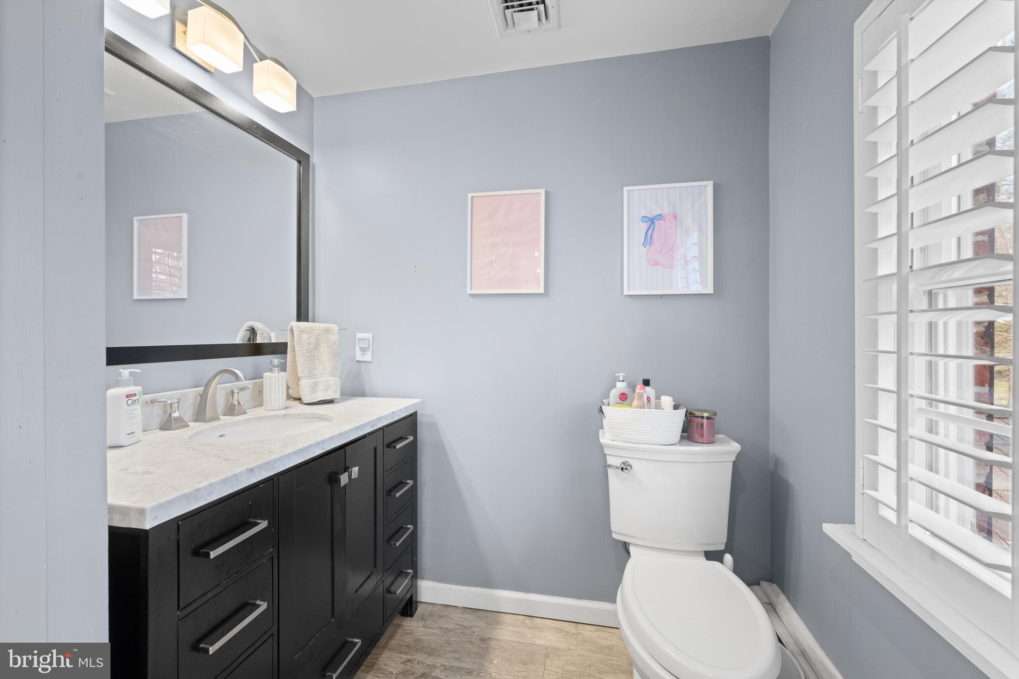 RADNOR HUNT - Residential