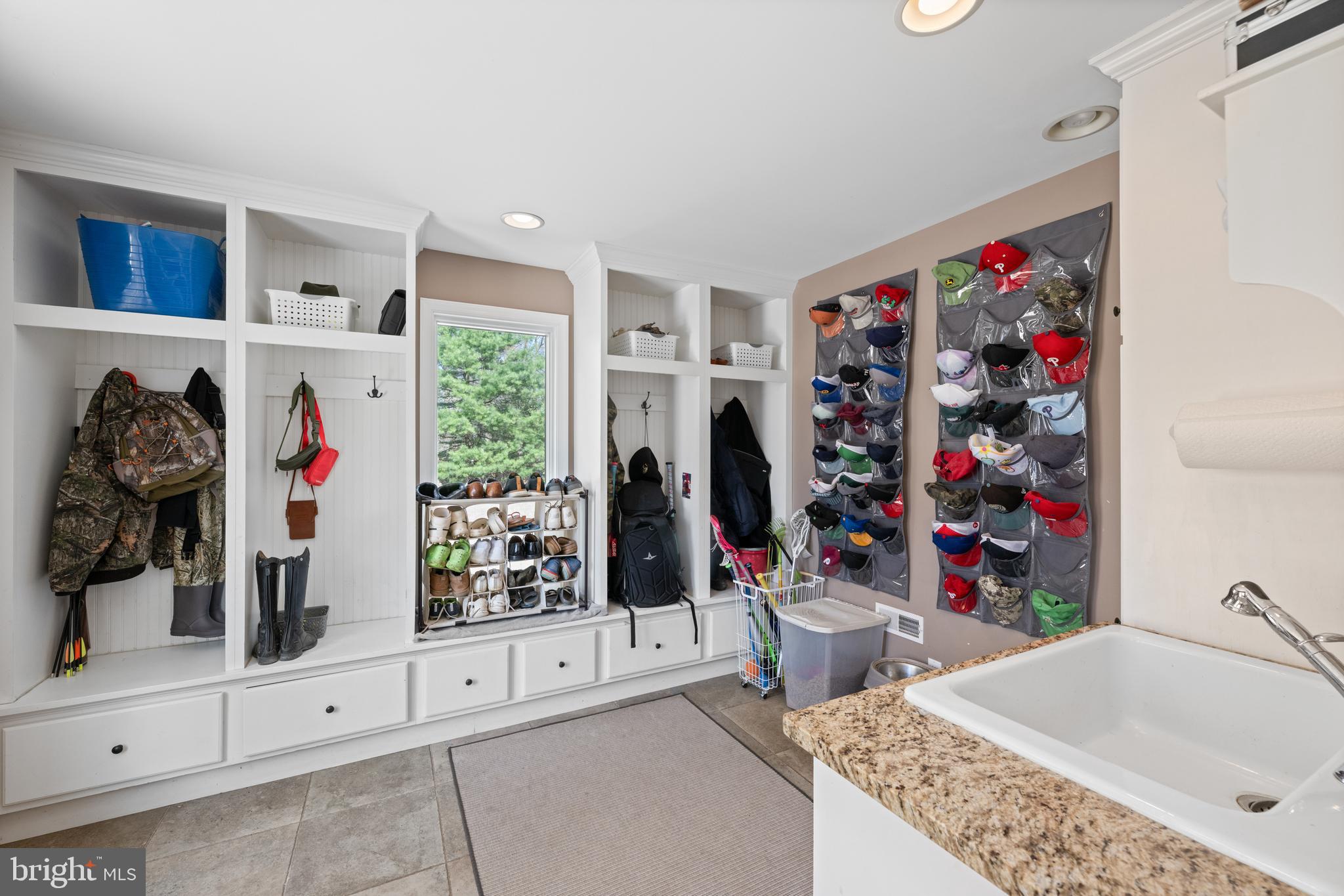 RADNOR HUNT - Residential