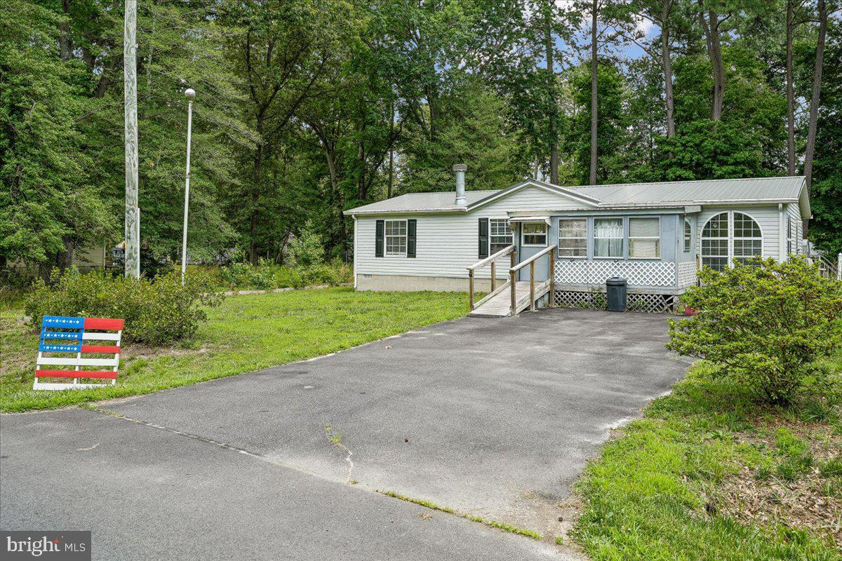 26131 AUTUMN ROAD