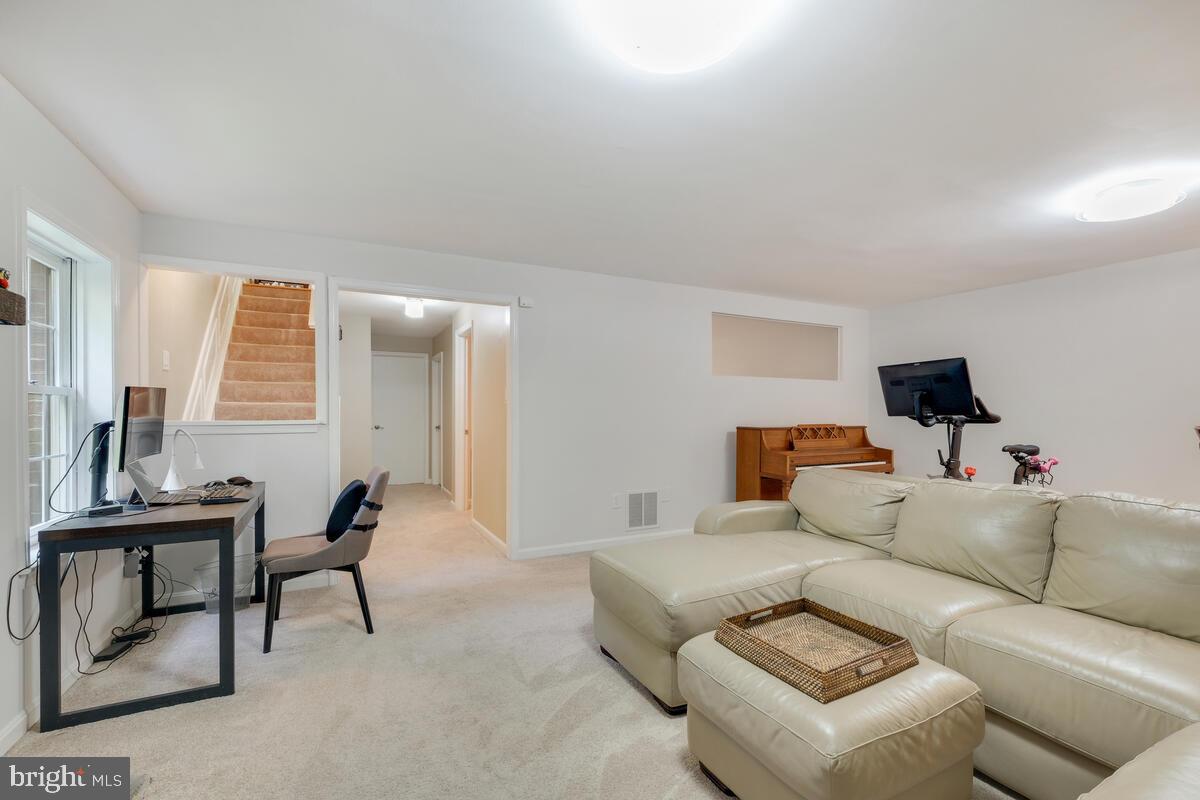 TUCKERMAN STATION - Residential