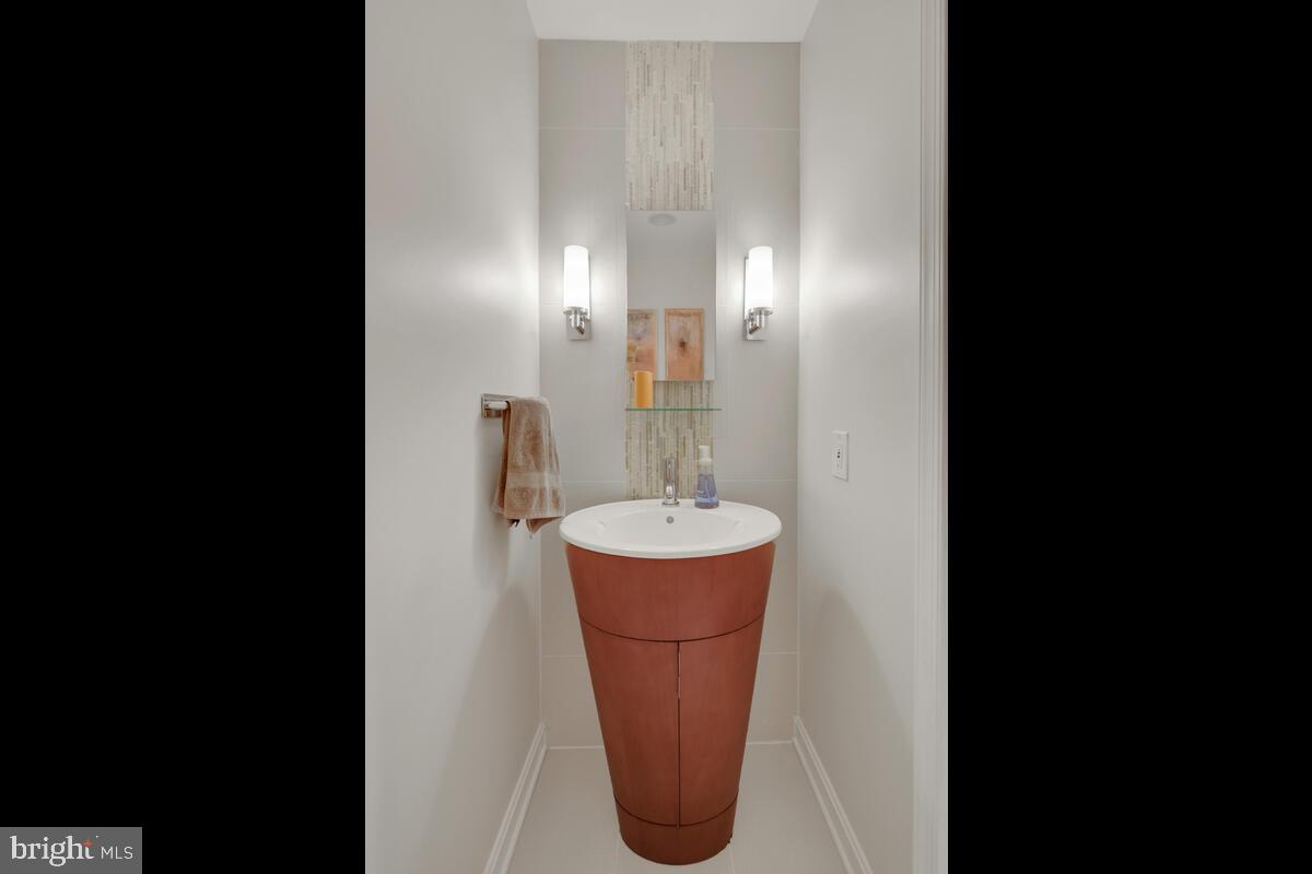 TUCKERMAN STATION - Residential