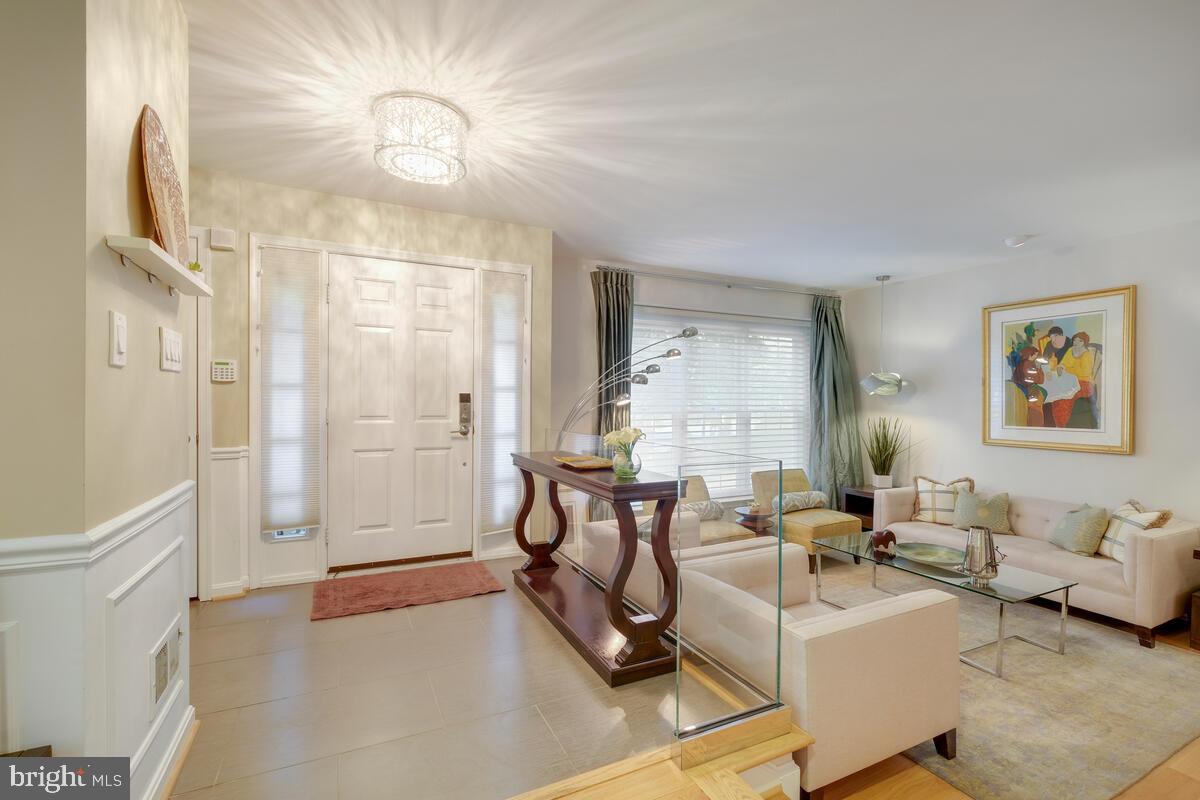 TUCKERMAN STATION - Residential