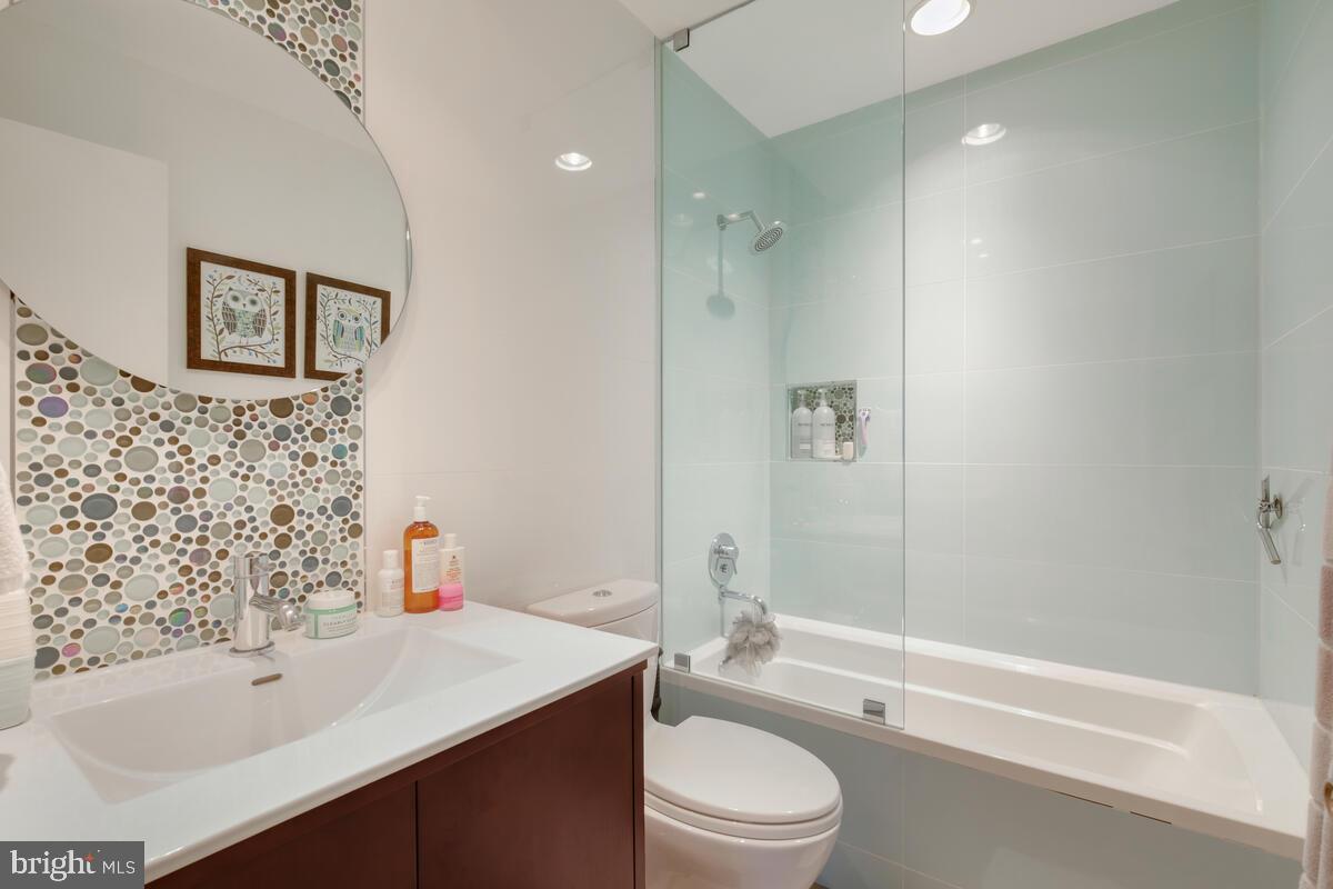 TUCKERMAN STATION - Residential