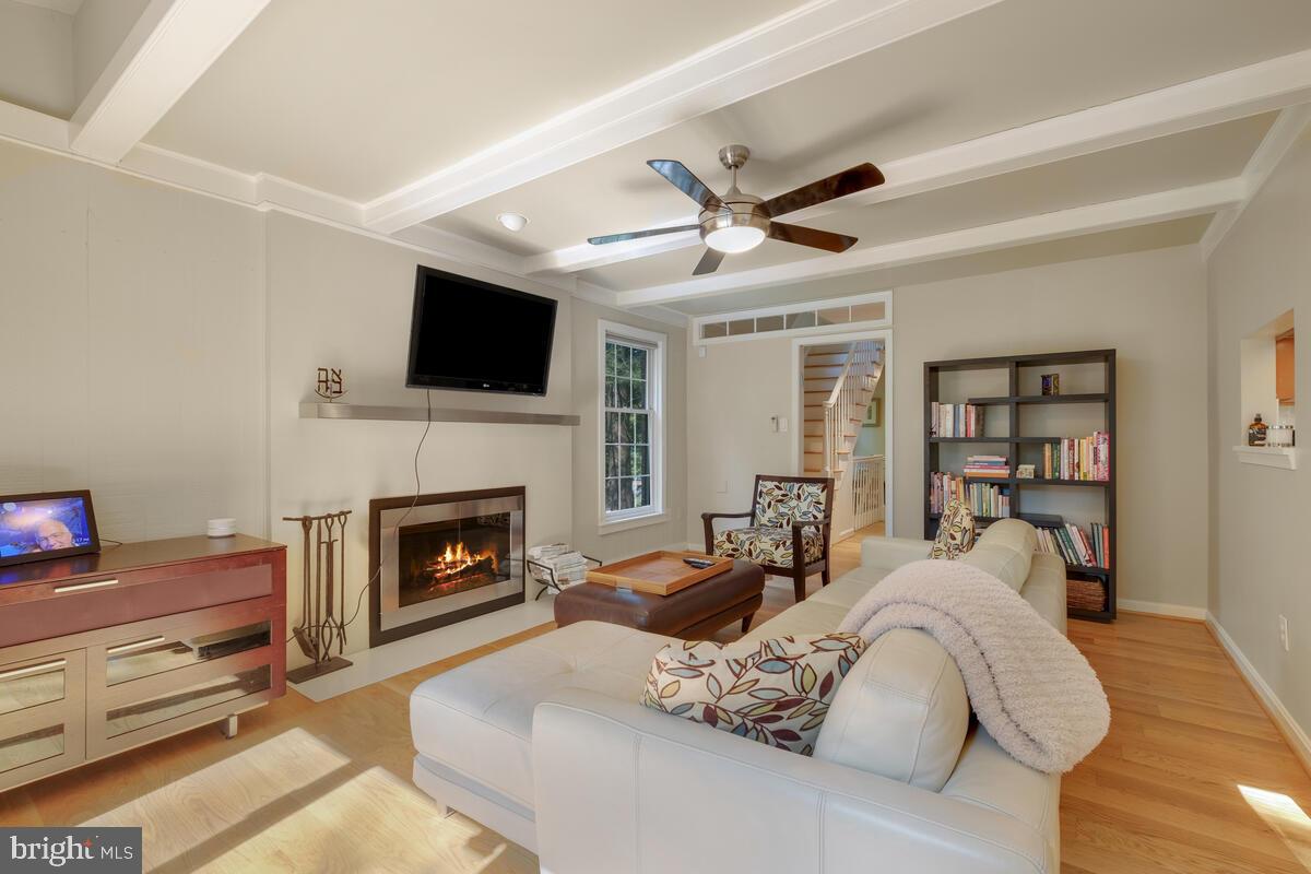 TUCKERMAN STATION - Residential