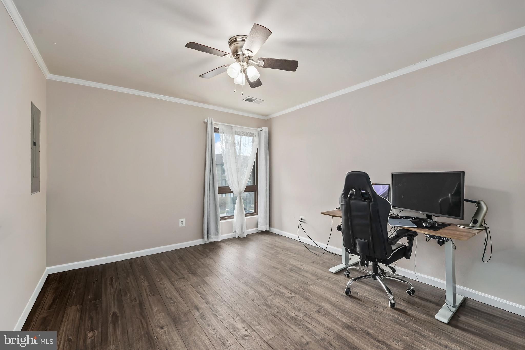 JEFFERSON MEWS - Residential