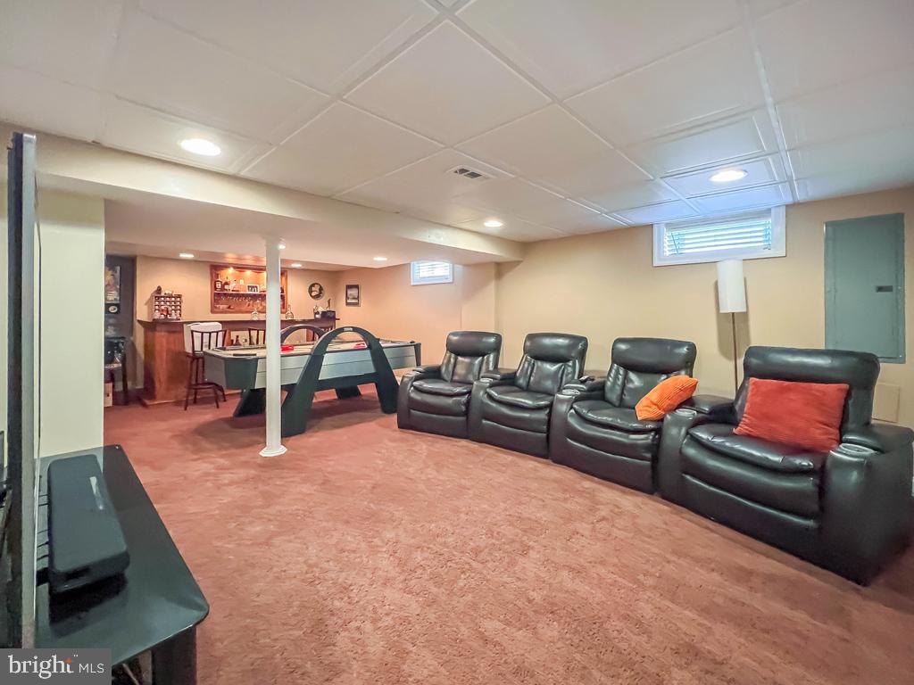 MILL CREEK FARMS - Residential