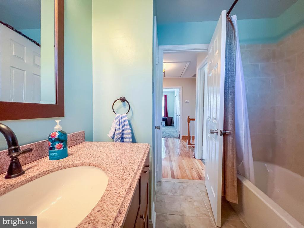 MILL CREEK FARMS - Residential