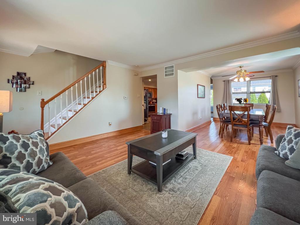 MILL CREEK FARMS - Residential