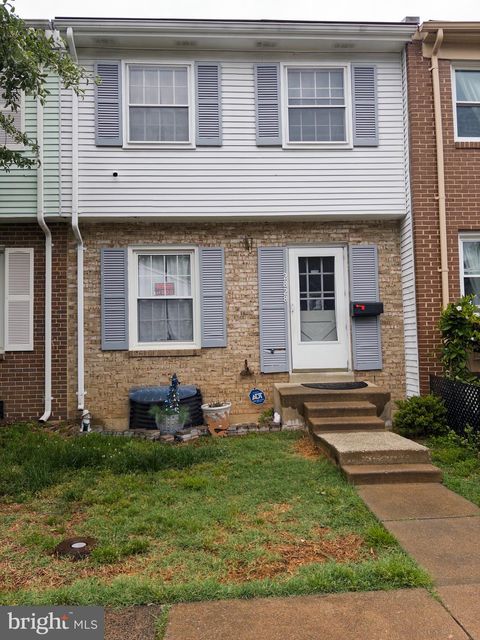 Photo of 2828 Beechtree Lane, WOODBRIDGE, VA 22191 (MLS # VAPW2119848)