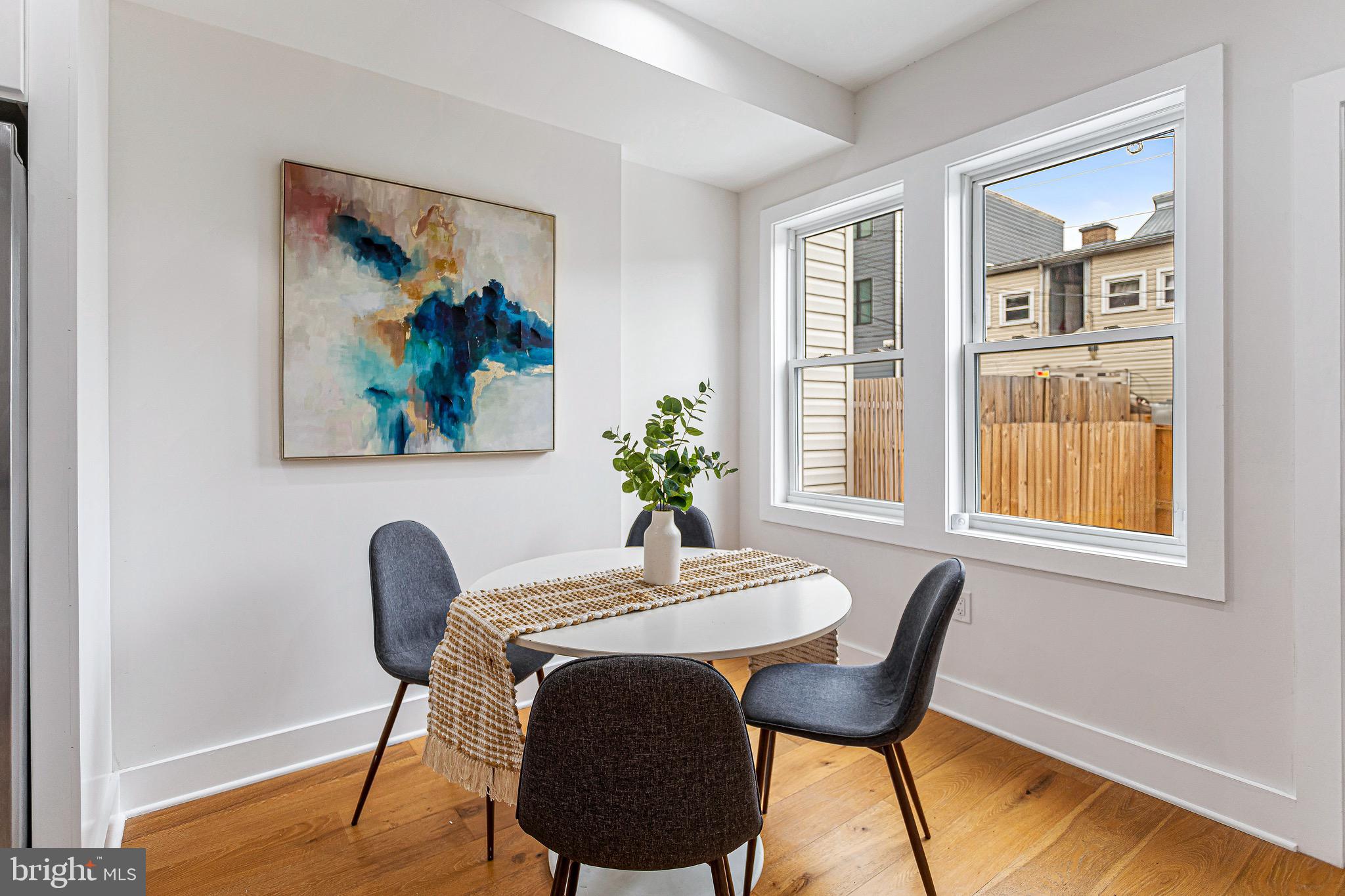 1107 QUEEN STREET NE 2