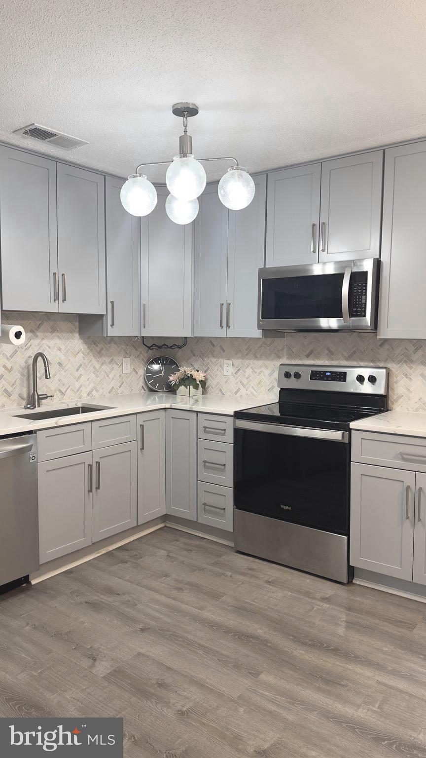 WILLOW BROOK - Residential Lease