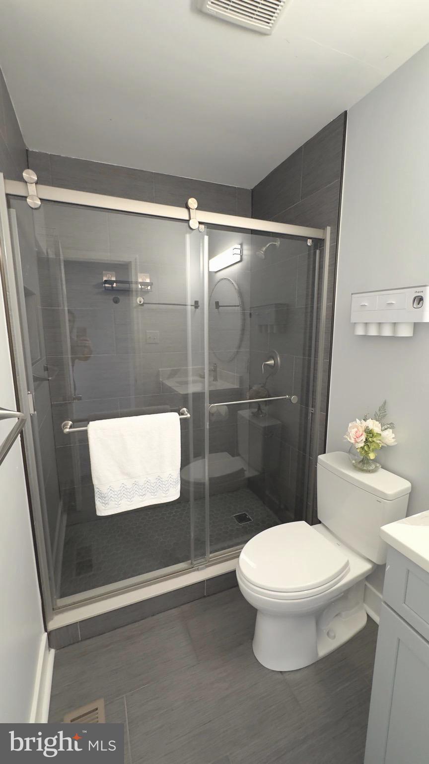 WILLOW BROOK - Residential Lease