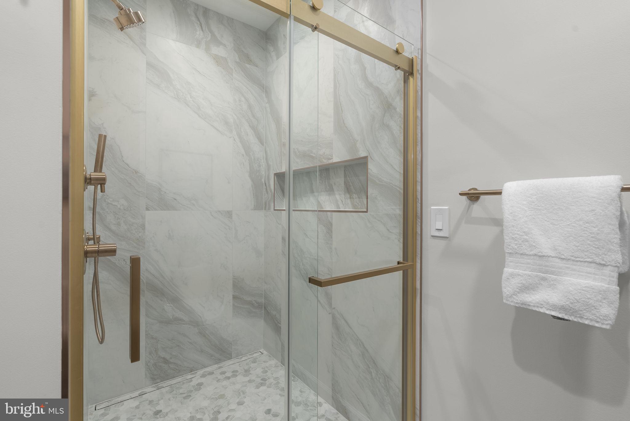 SOUTH RIVER LANDING - Residential