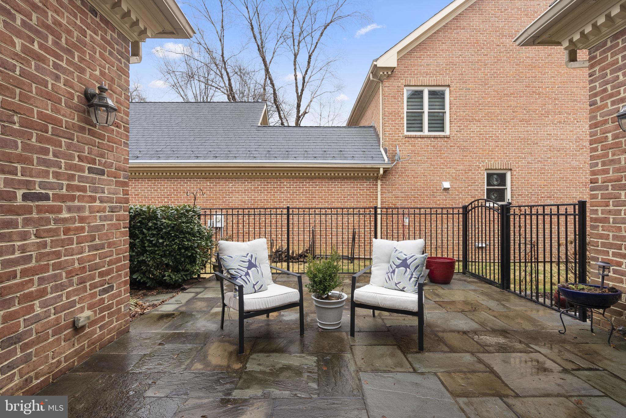 SOUTH RIVER LANDING - Residential