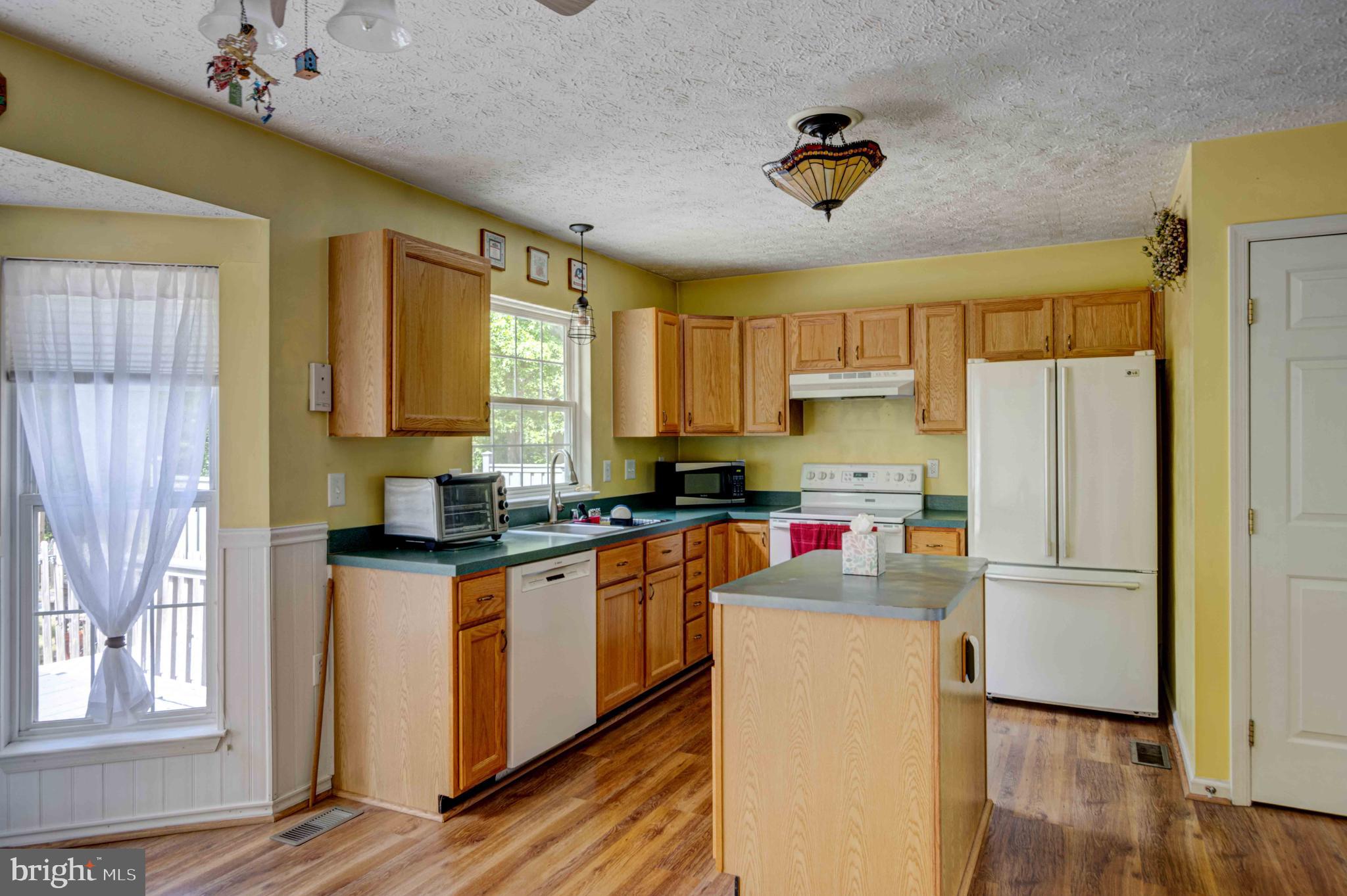 CHESTNUT HILL COVE - Residential