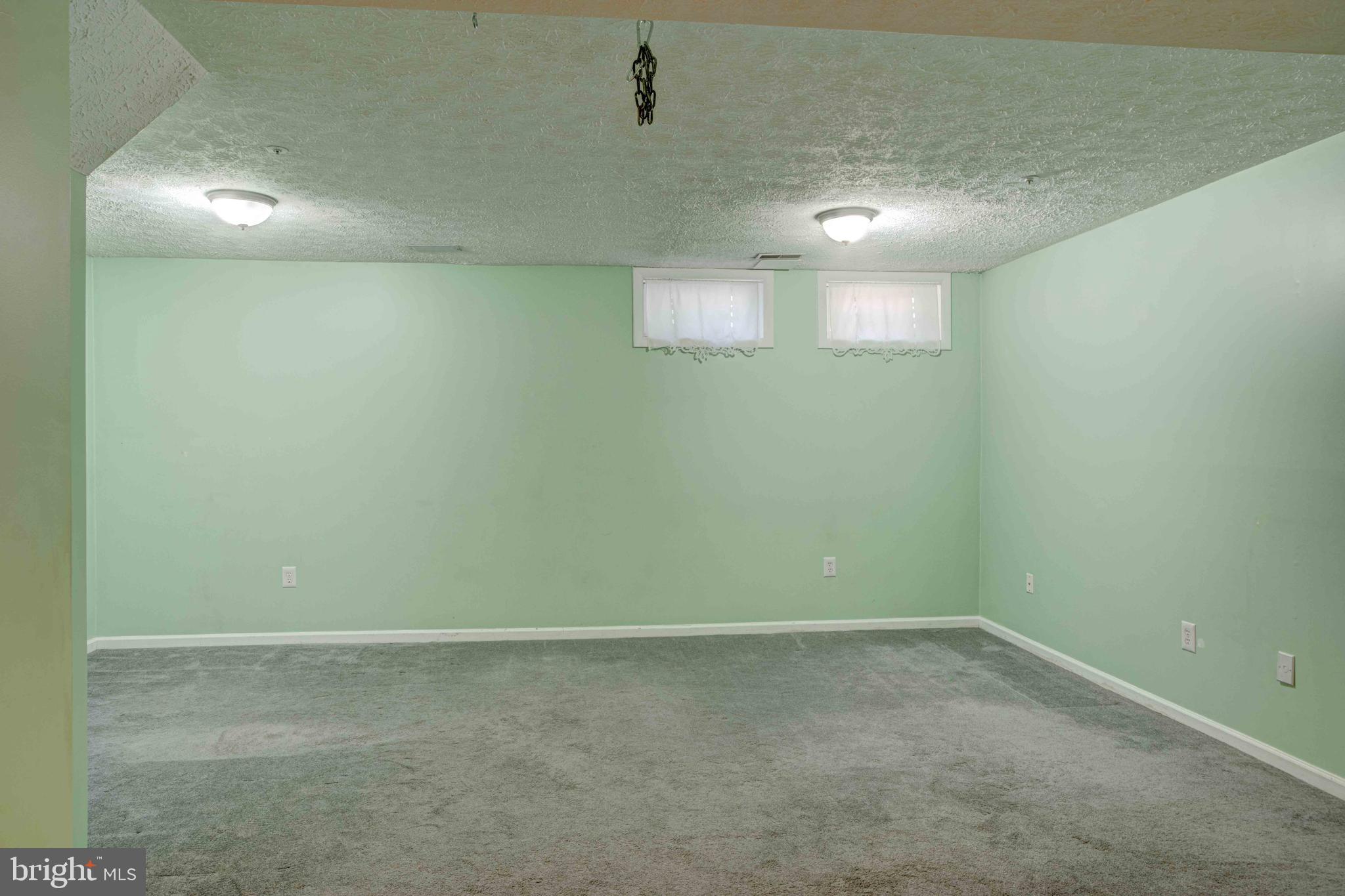 CHESTNUT HILL COVE - Residential