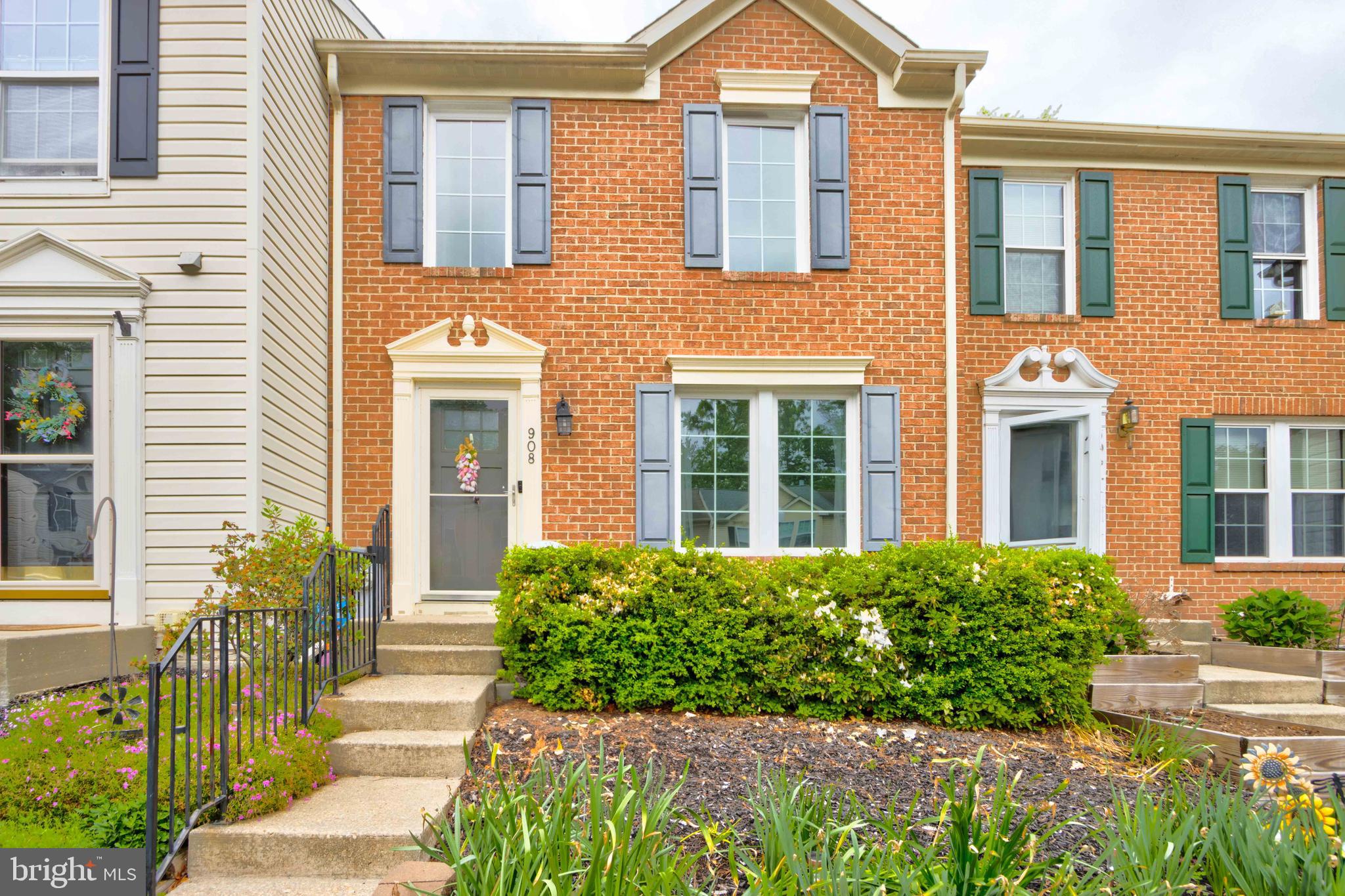 CHESTNUT HILL COVE - Residential