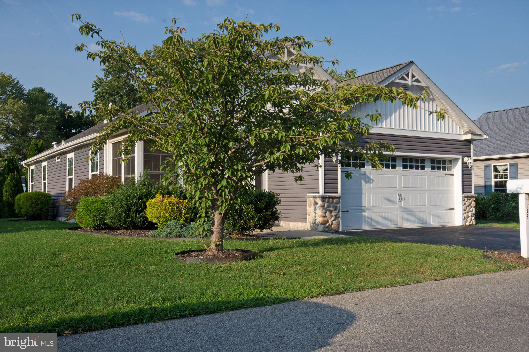 109 BLUEBELL DRIVE 4
