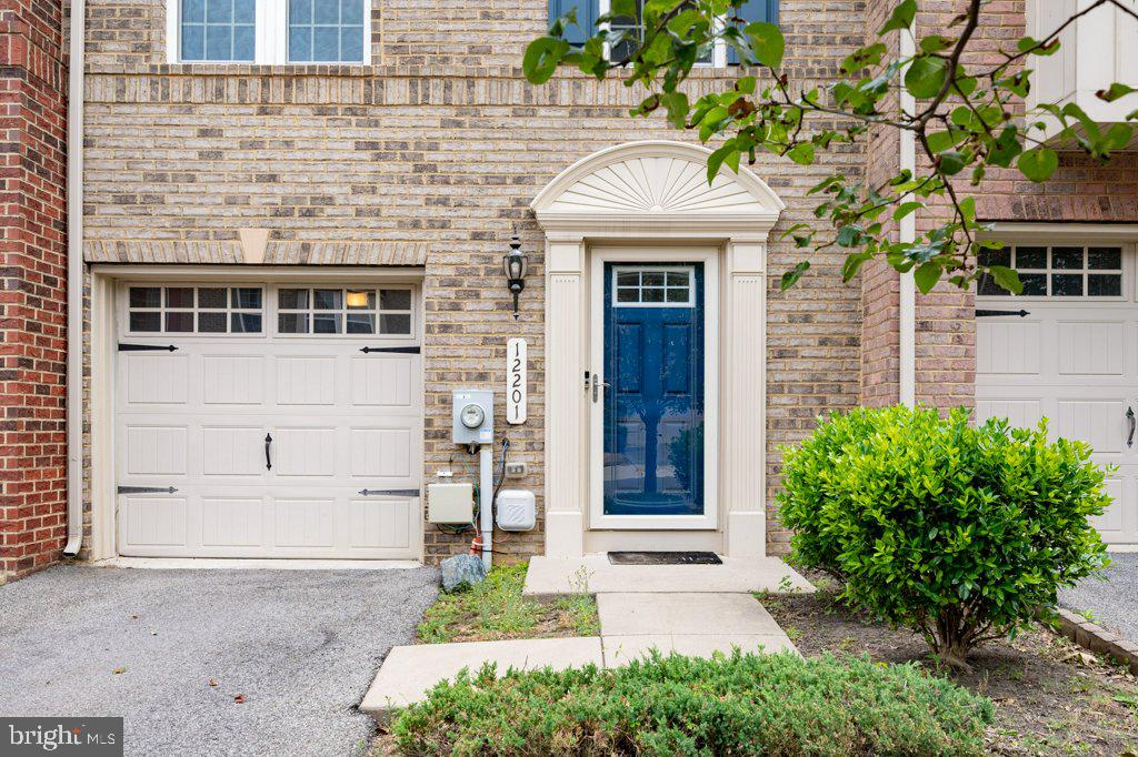 ADAMS CROSSING - Residential